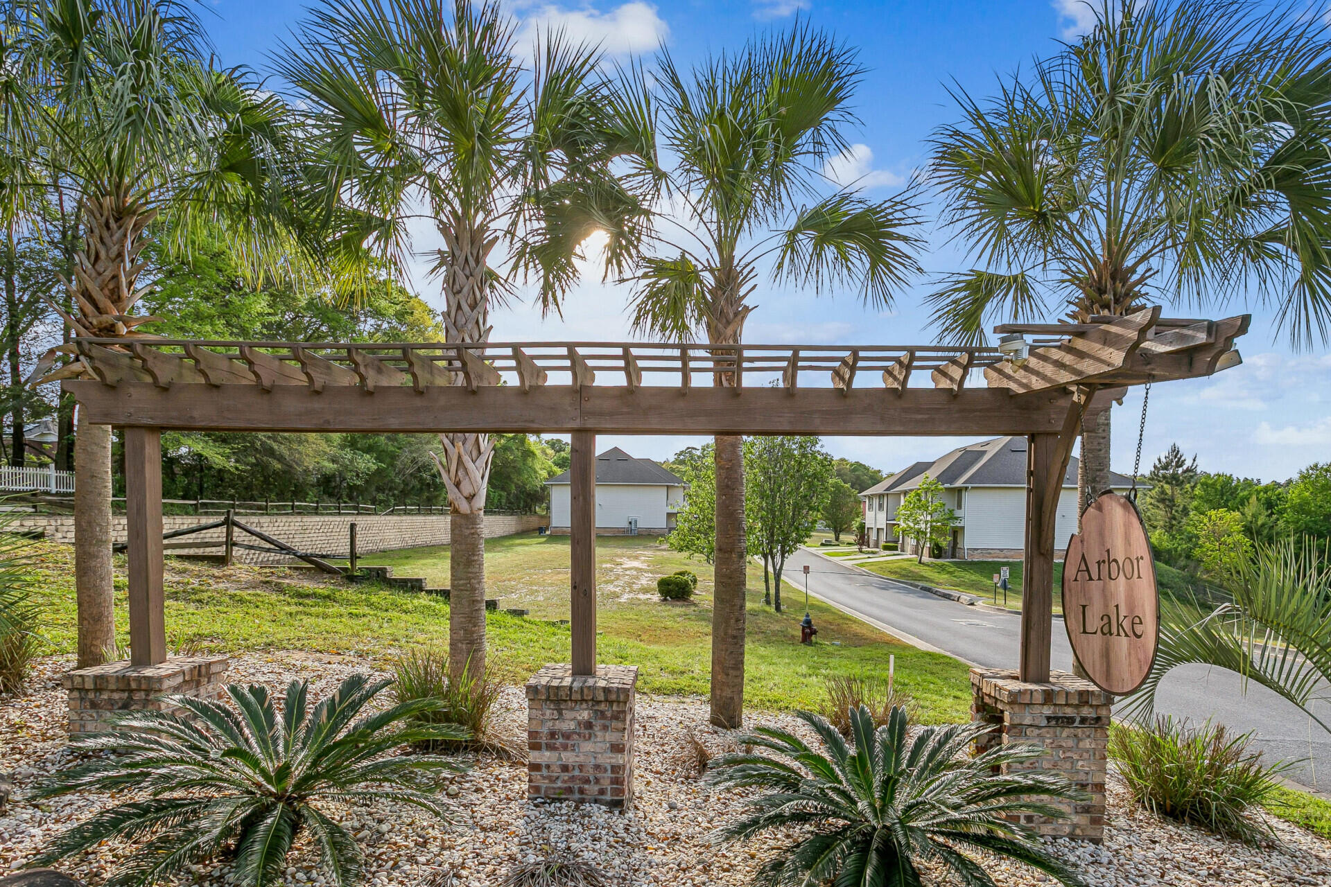 Arbor Lake - Residential