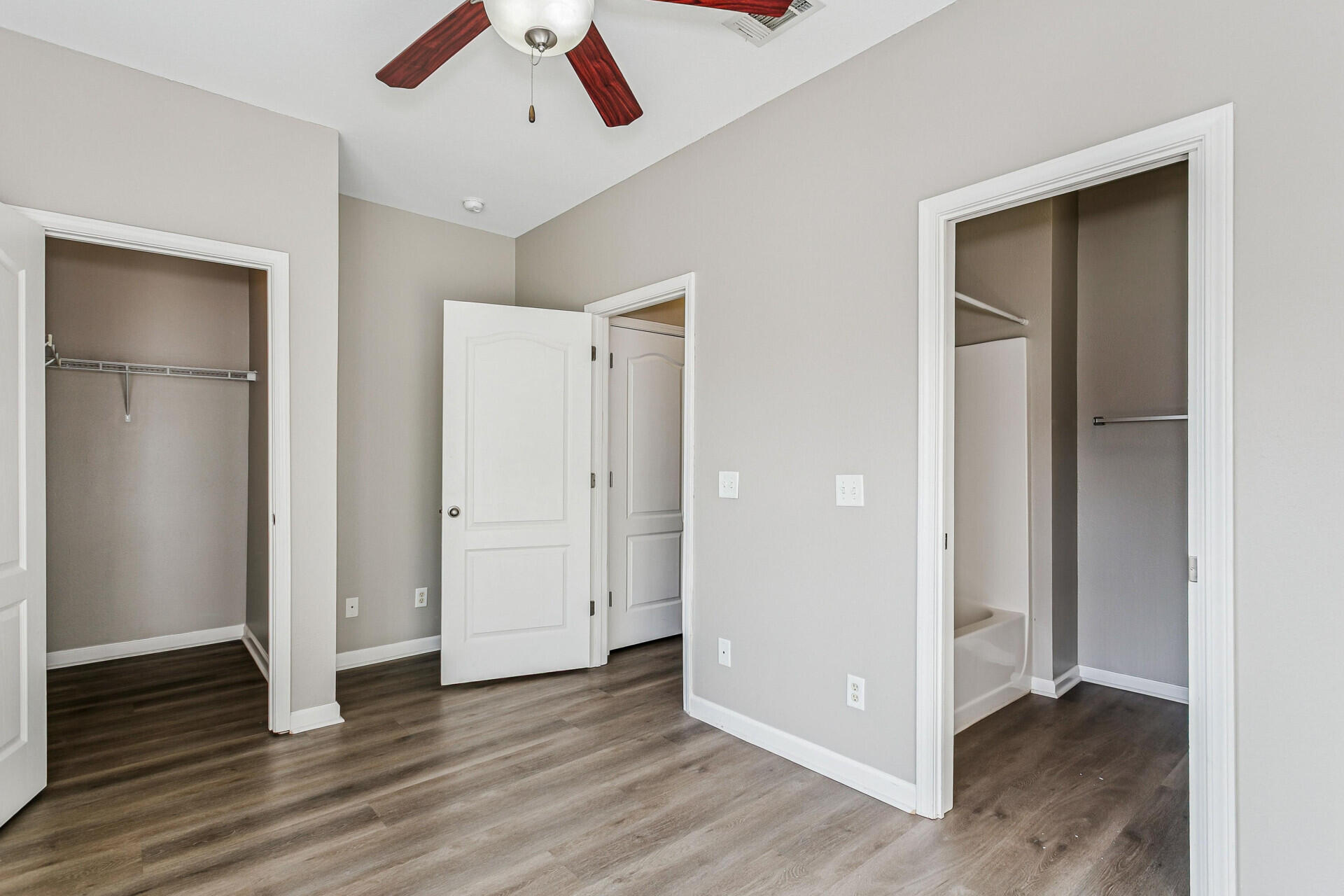 Arbor Lake - Residential