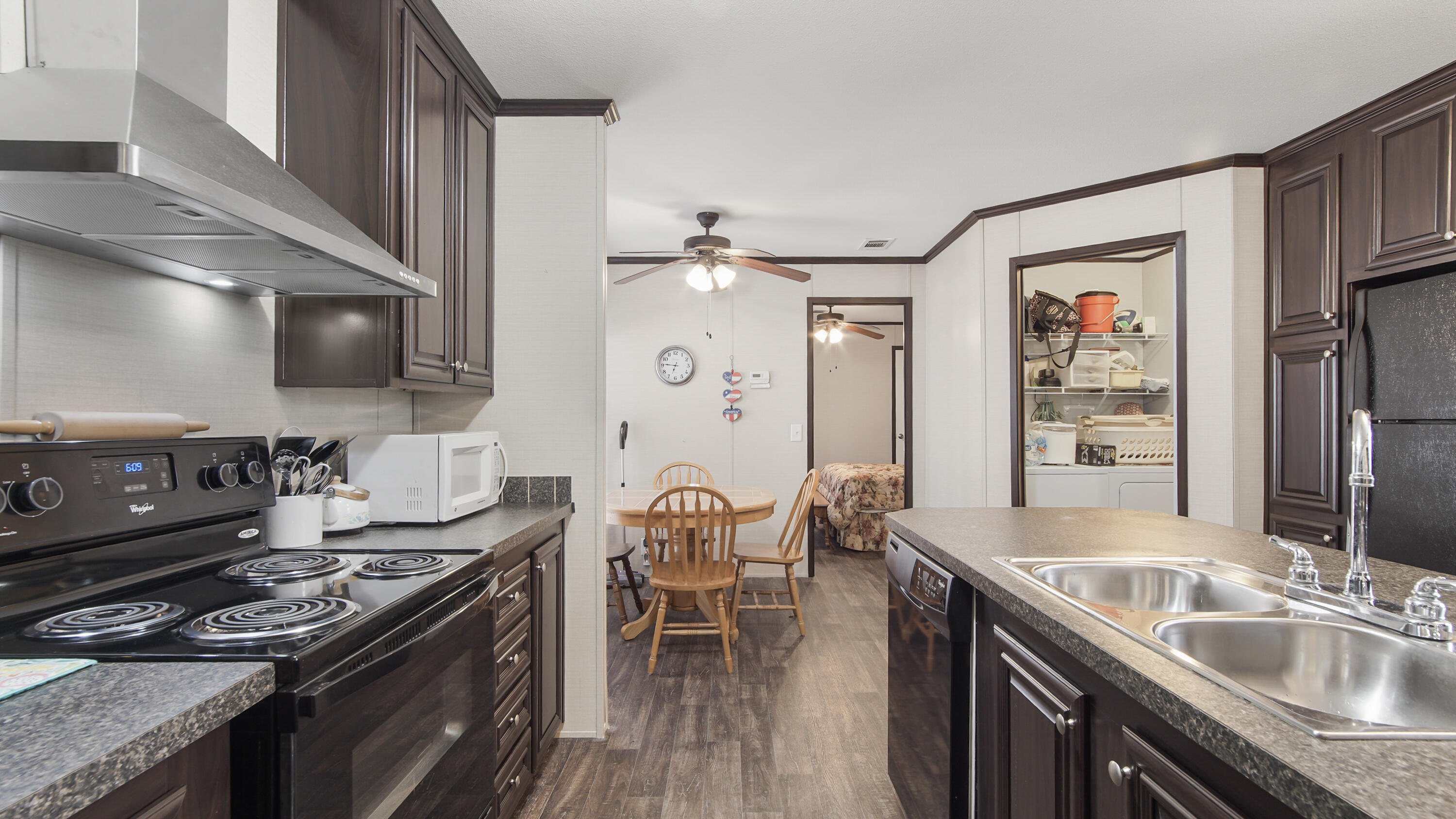 MAGNOLIA BAYE S/D - Residential