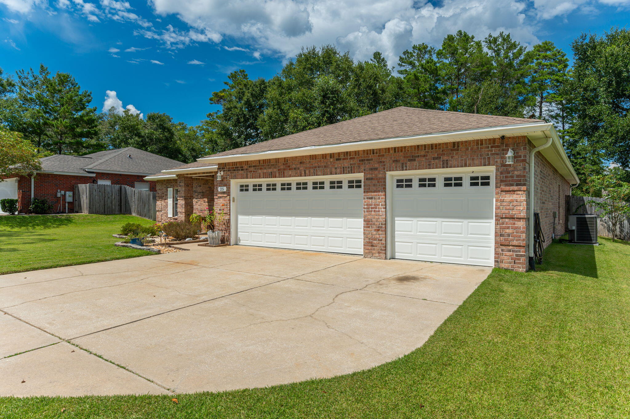 25 Magnolia Lake Drive