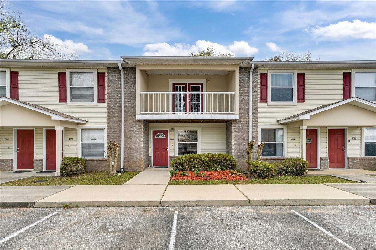 SHAY LIN - Residential