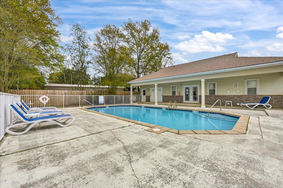 SHAY LIN - Residential