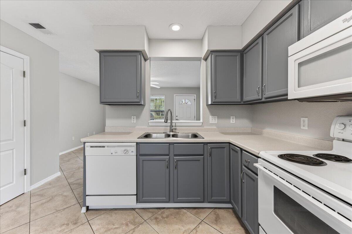 SHAY LIN - Residential