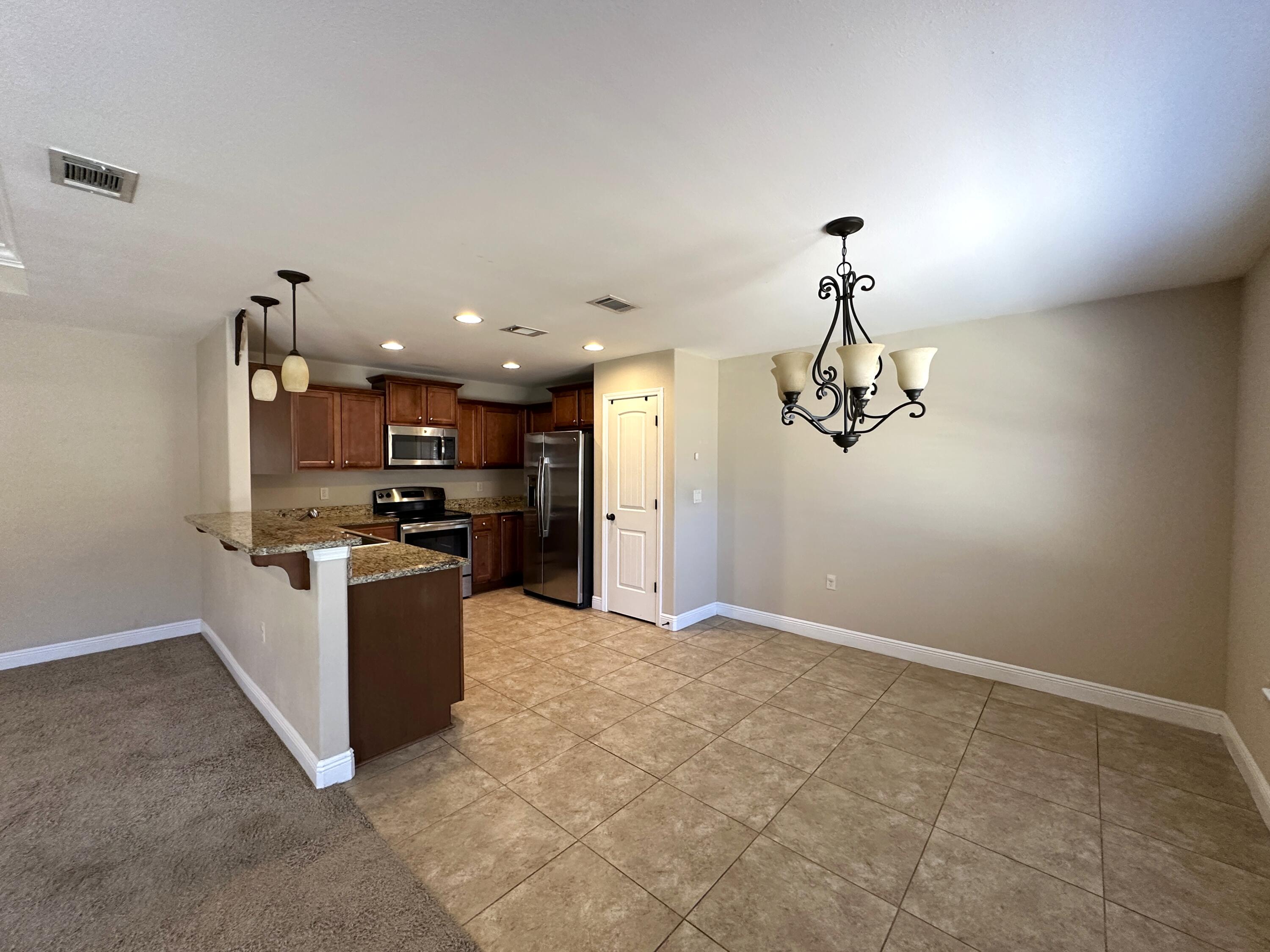 TRAILWOOD ESTATES - Residential Lease