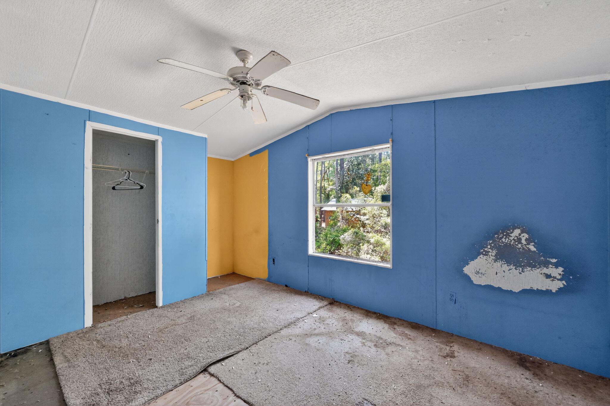 NO RECORDED SUBDIVISION - Residential