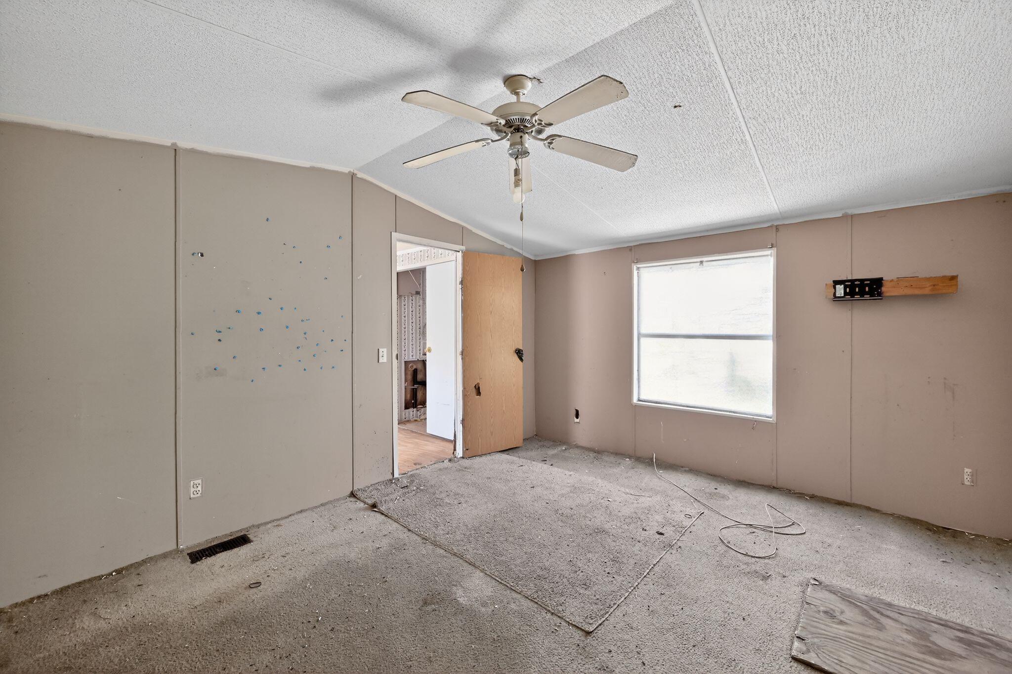 NO RECORDED SUBDIVISION - Residential