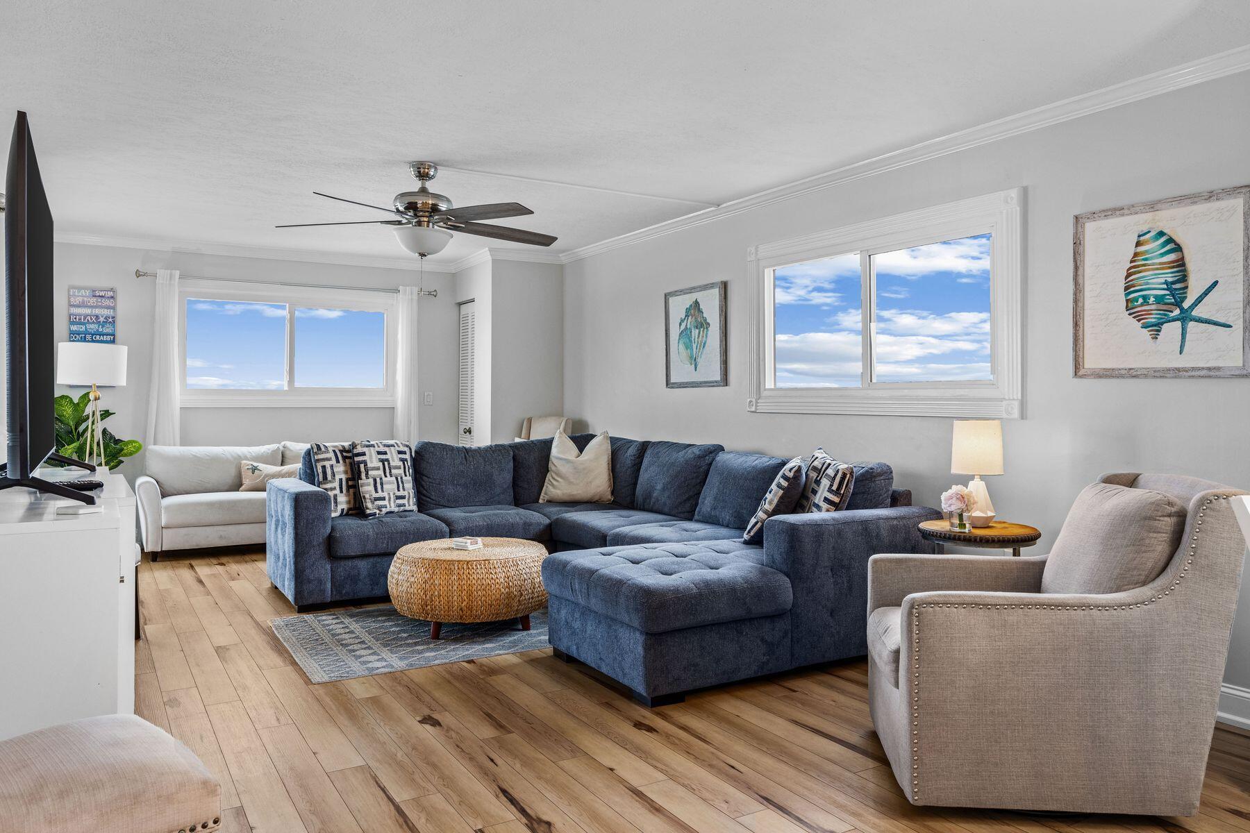 5801 Thomas Drive UNIT 901