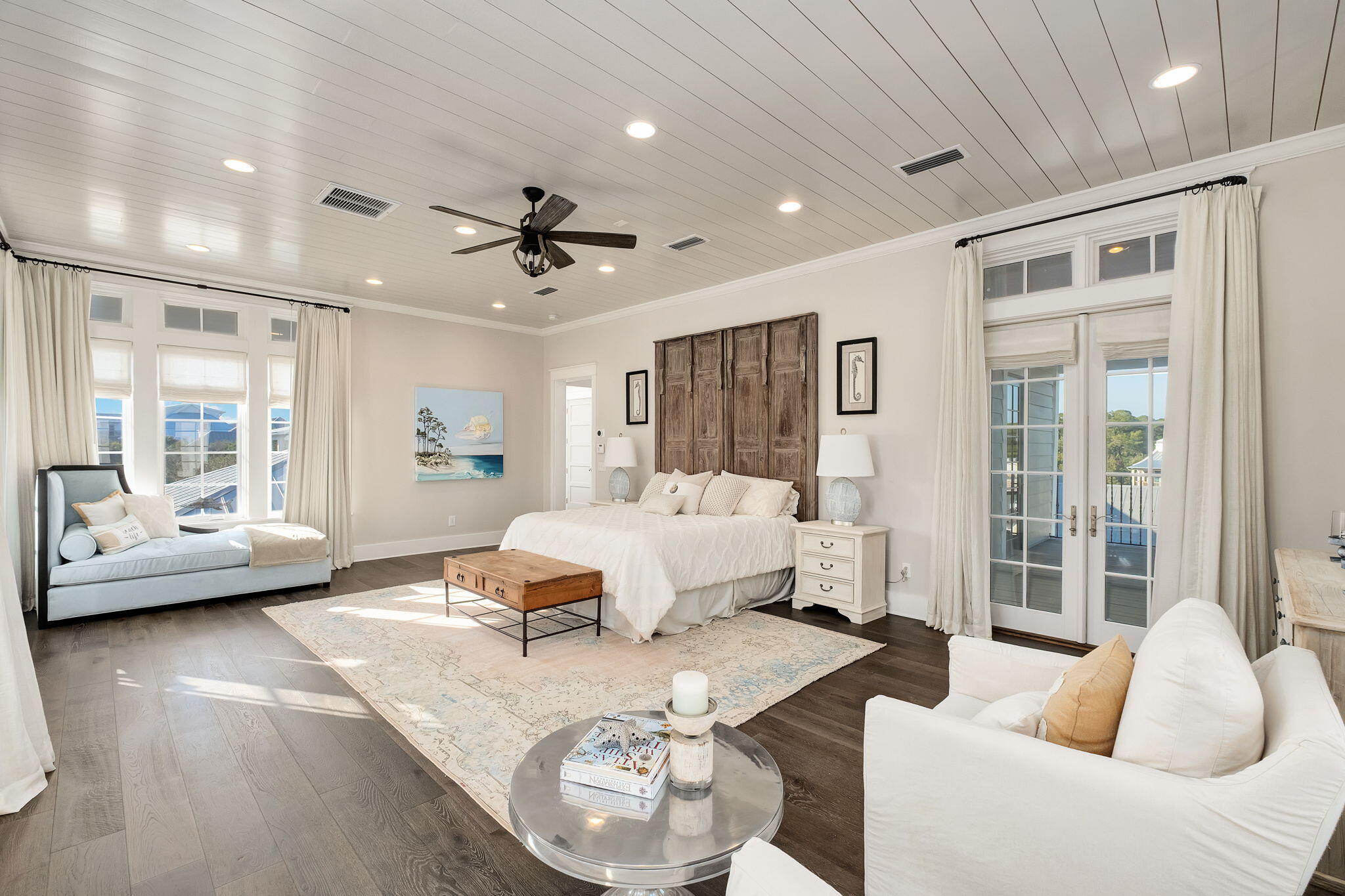 RETREAT THE - Residential