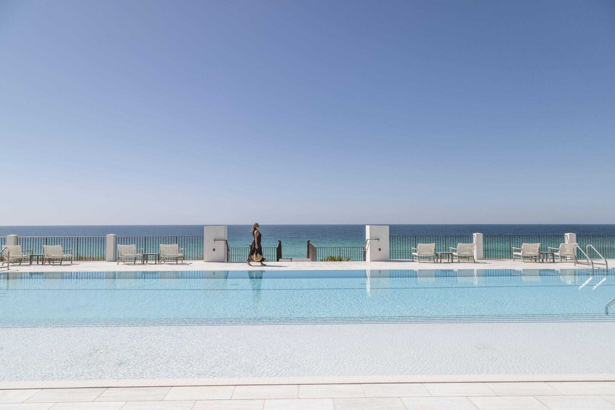 RETREAT THE - Residential