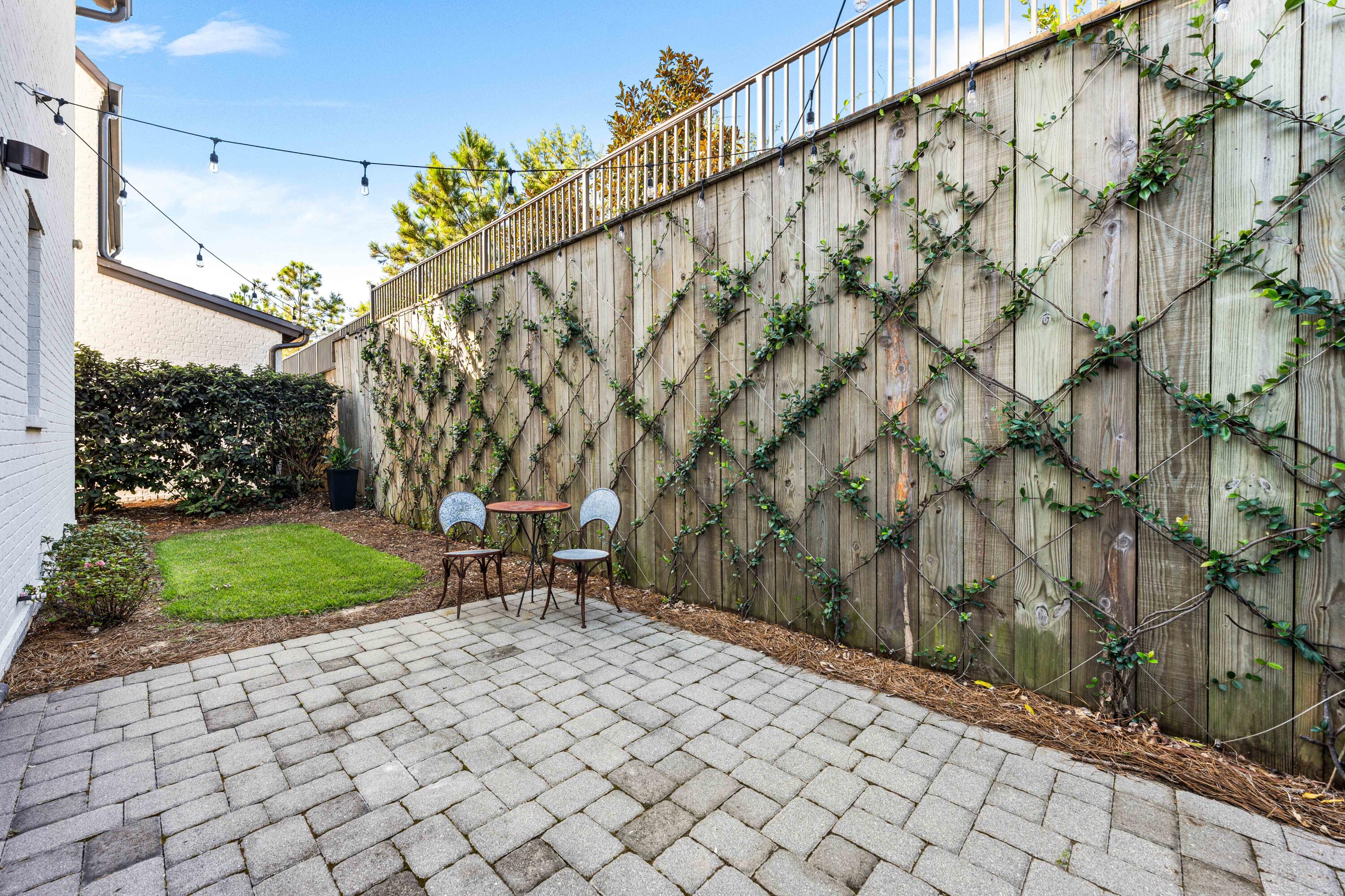 Ridgewalk - Residential