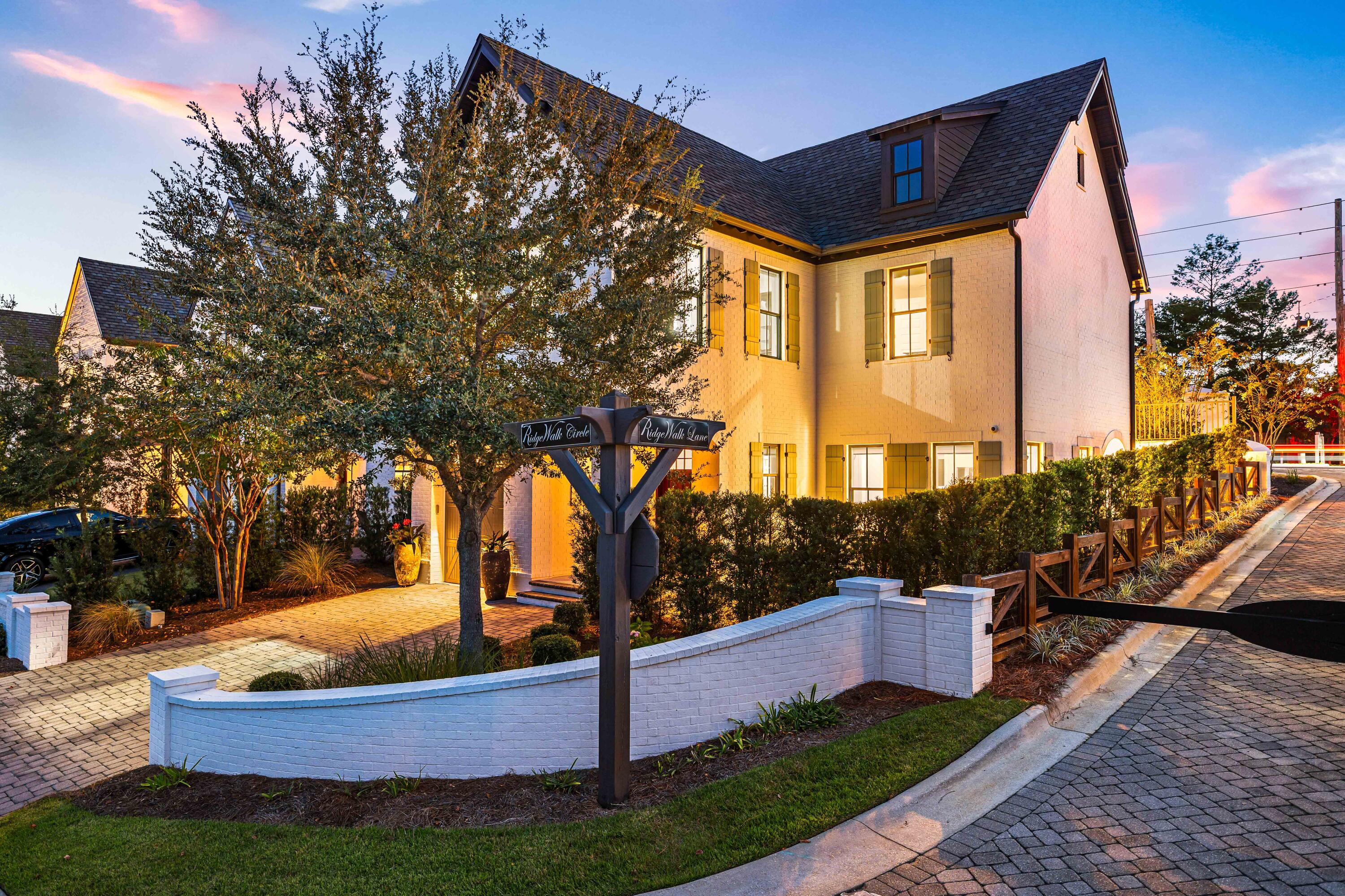 Ridgewalk - Residential