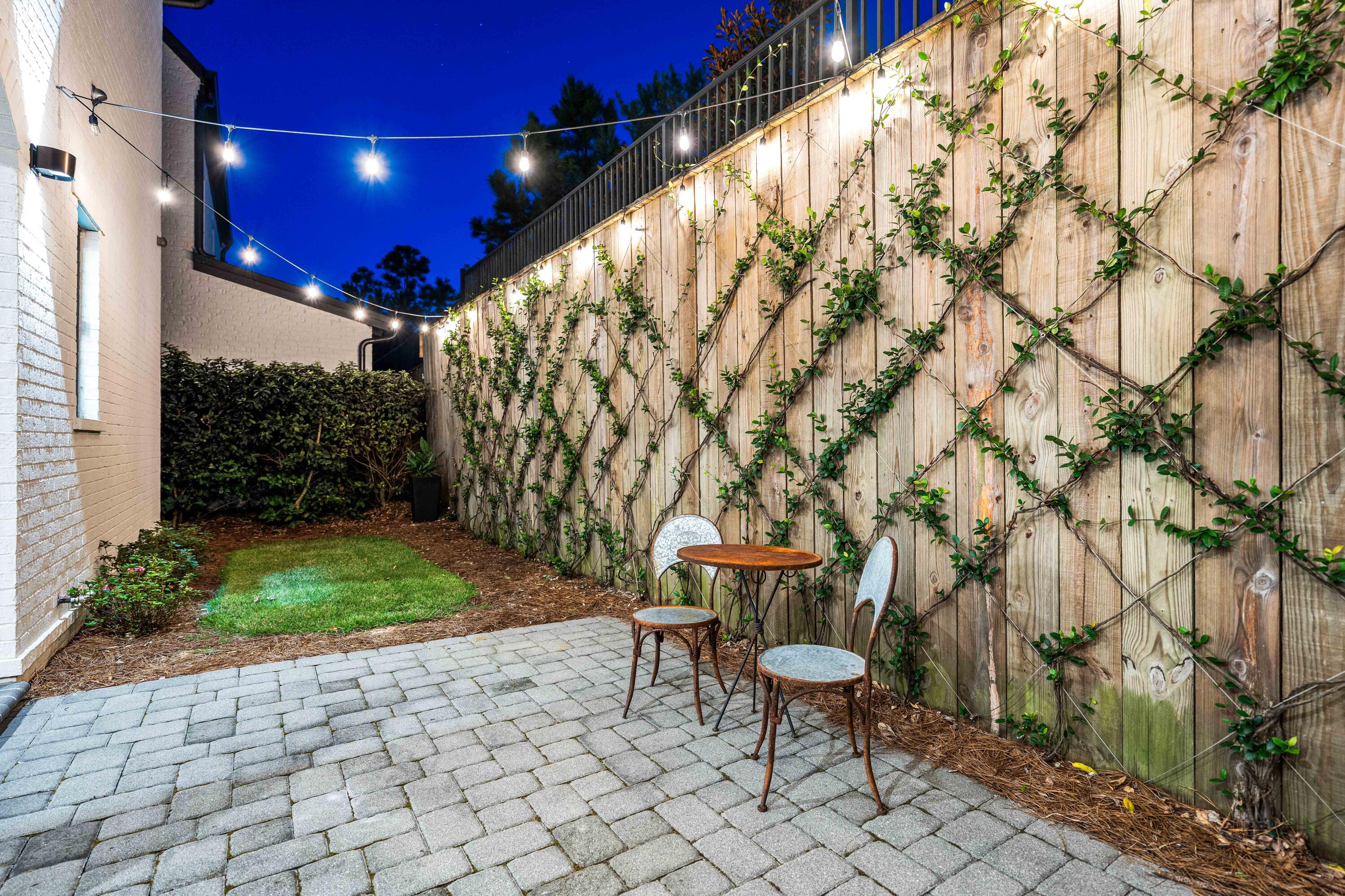 Ridgewalk - Residential