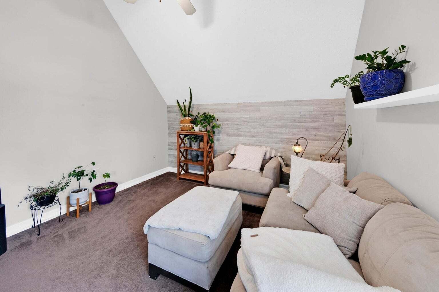 SANTANDER - Residential Lease