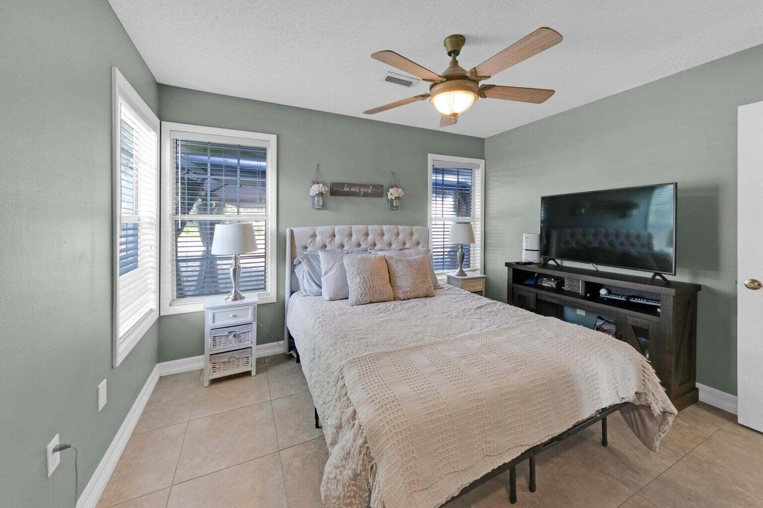 SANTANDER - Residential Lease