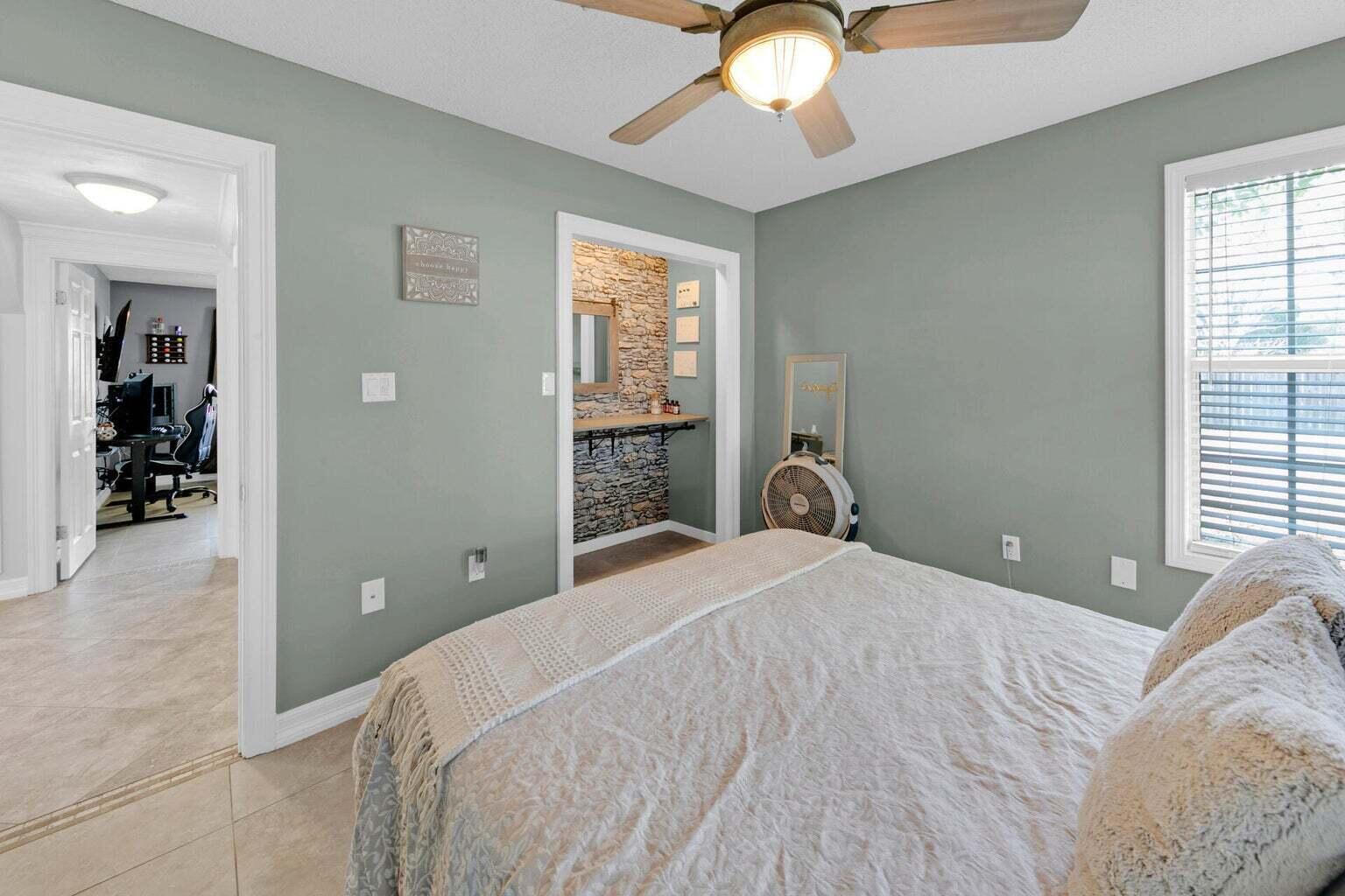 SANTANDER - Residential Lease