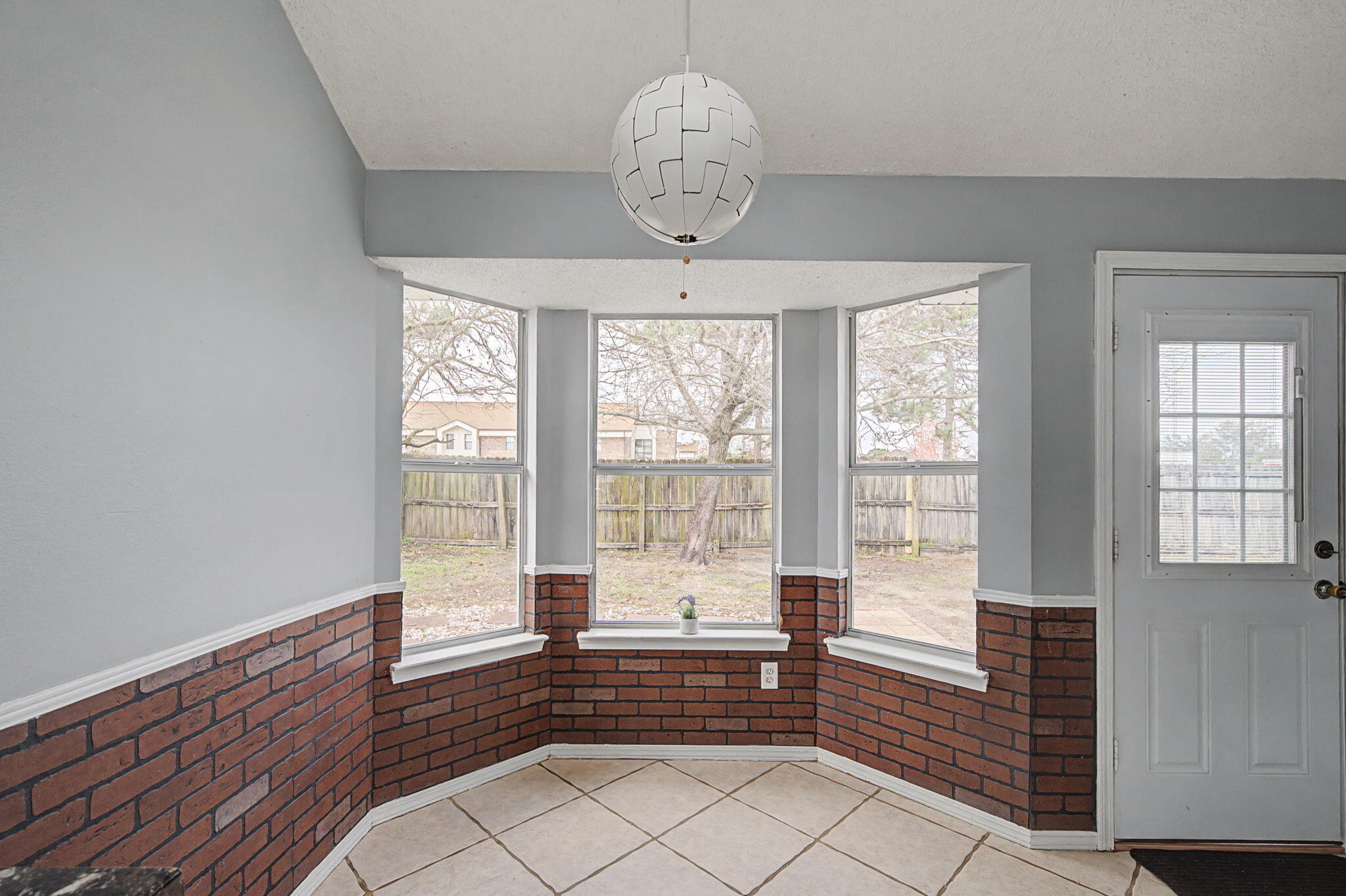 CARDINAL ESTATES - Residential