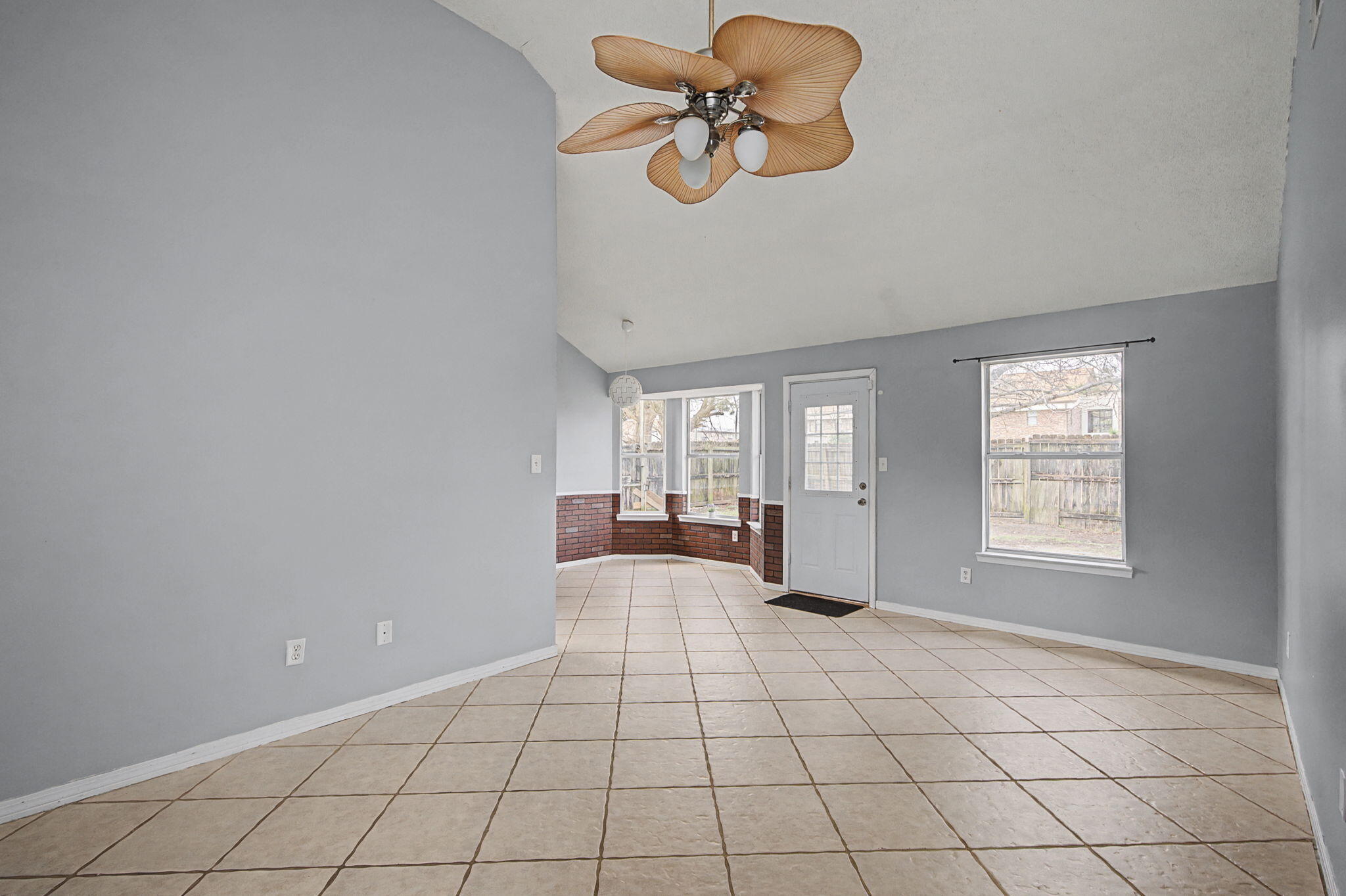 CARDINAL ESTATES - Residential