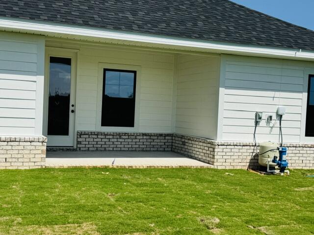 THE BLUFFS AT LAFAYETTE - Residential