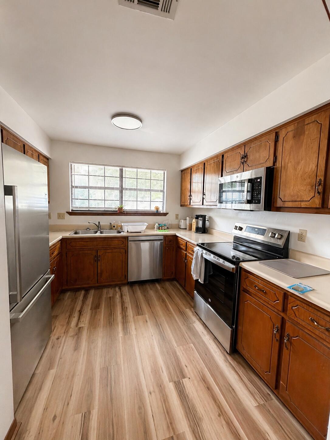 FAIR OAKS - Residential