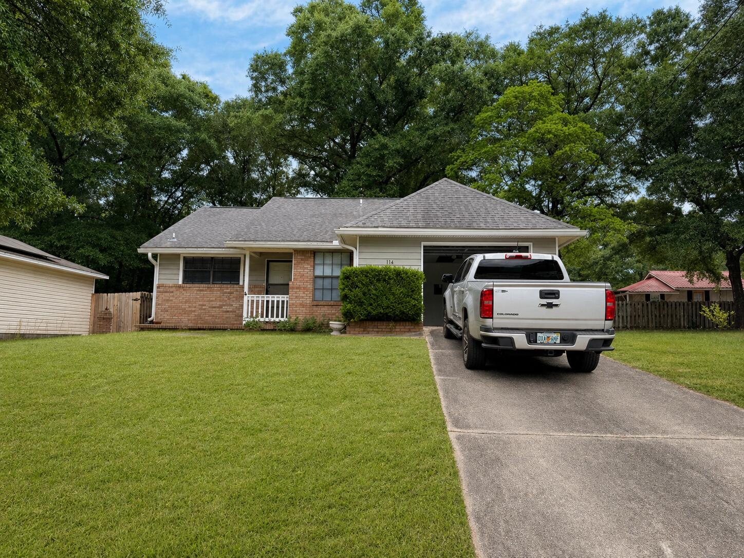 FAIR OAKS - Residential