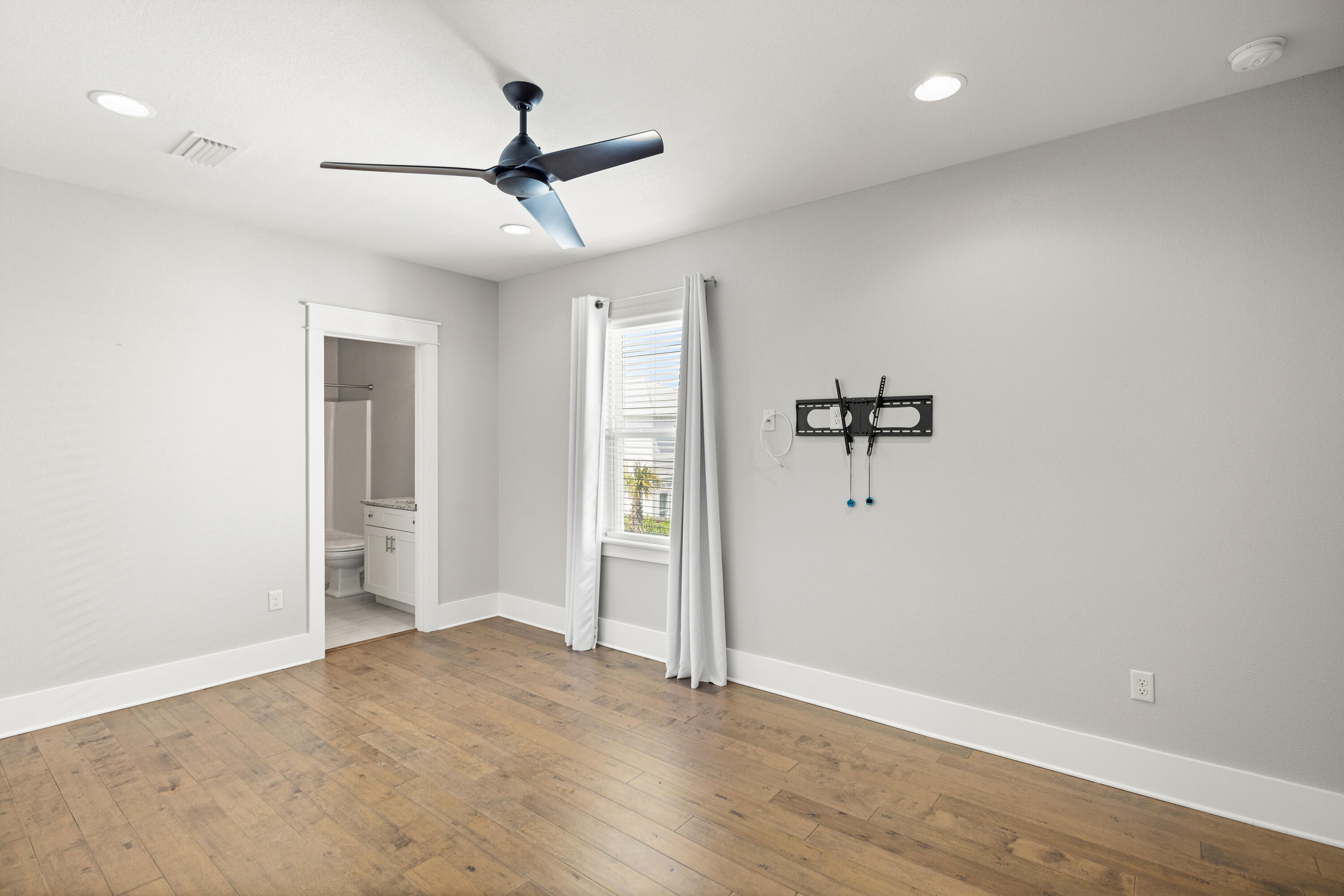 Villas of Frangista - Residential Lease