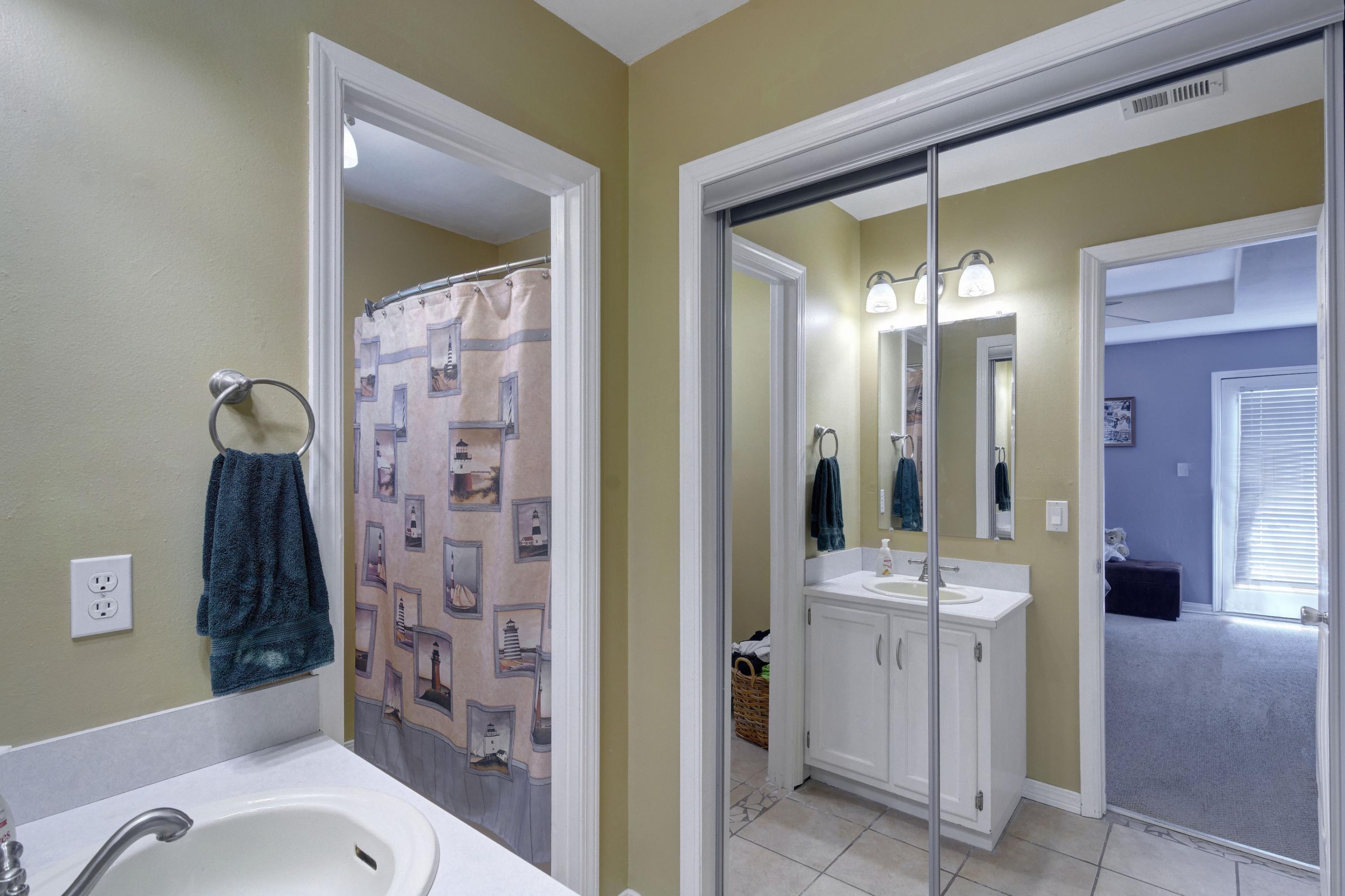 WILLOW RIDGE - Residential