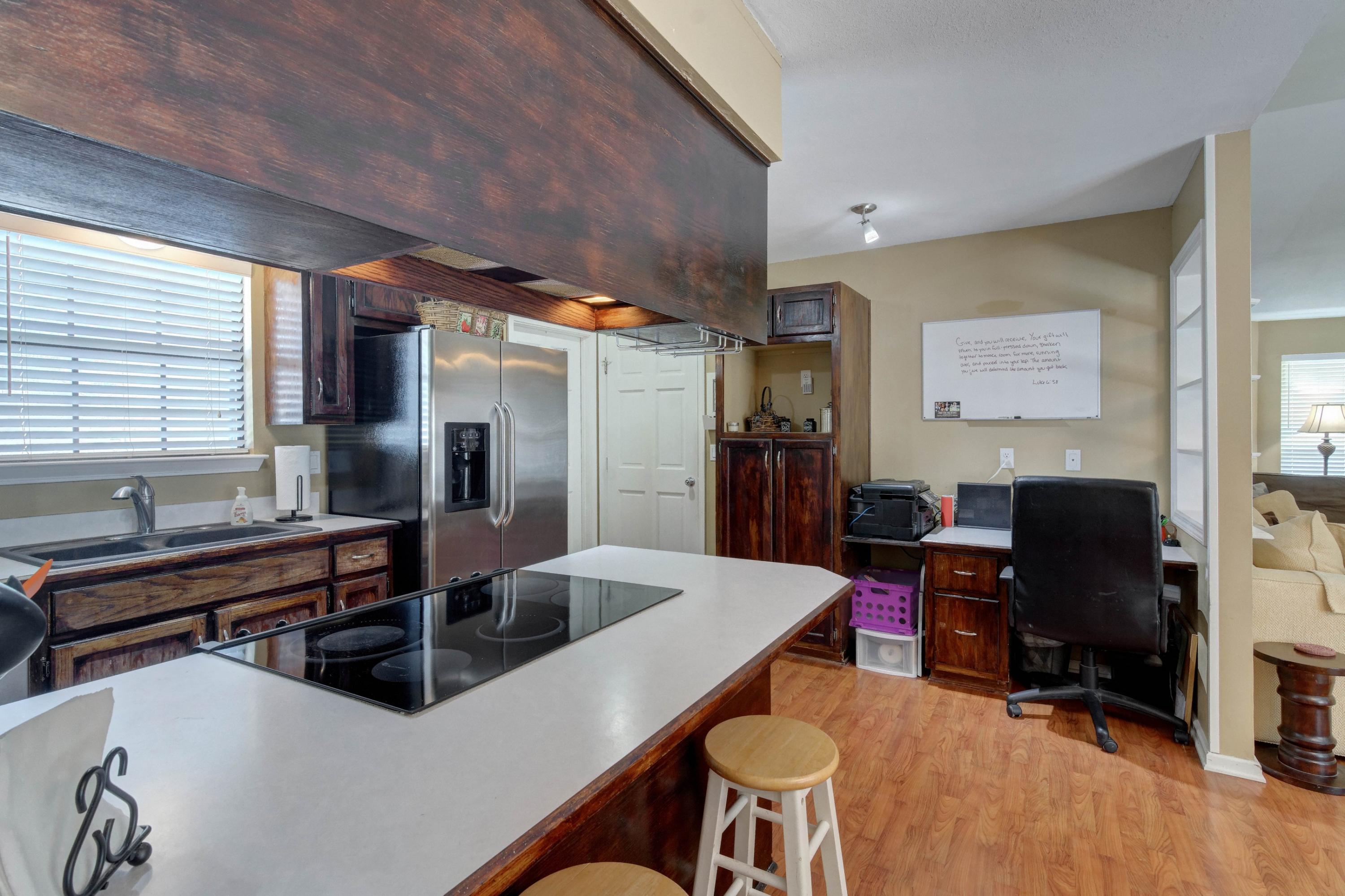 WILLOW RIDGE - Residential