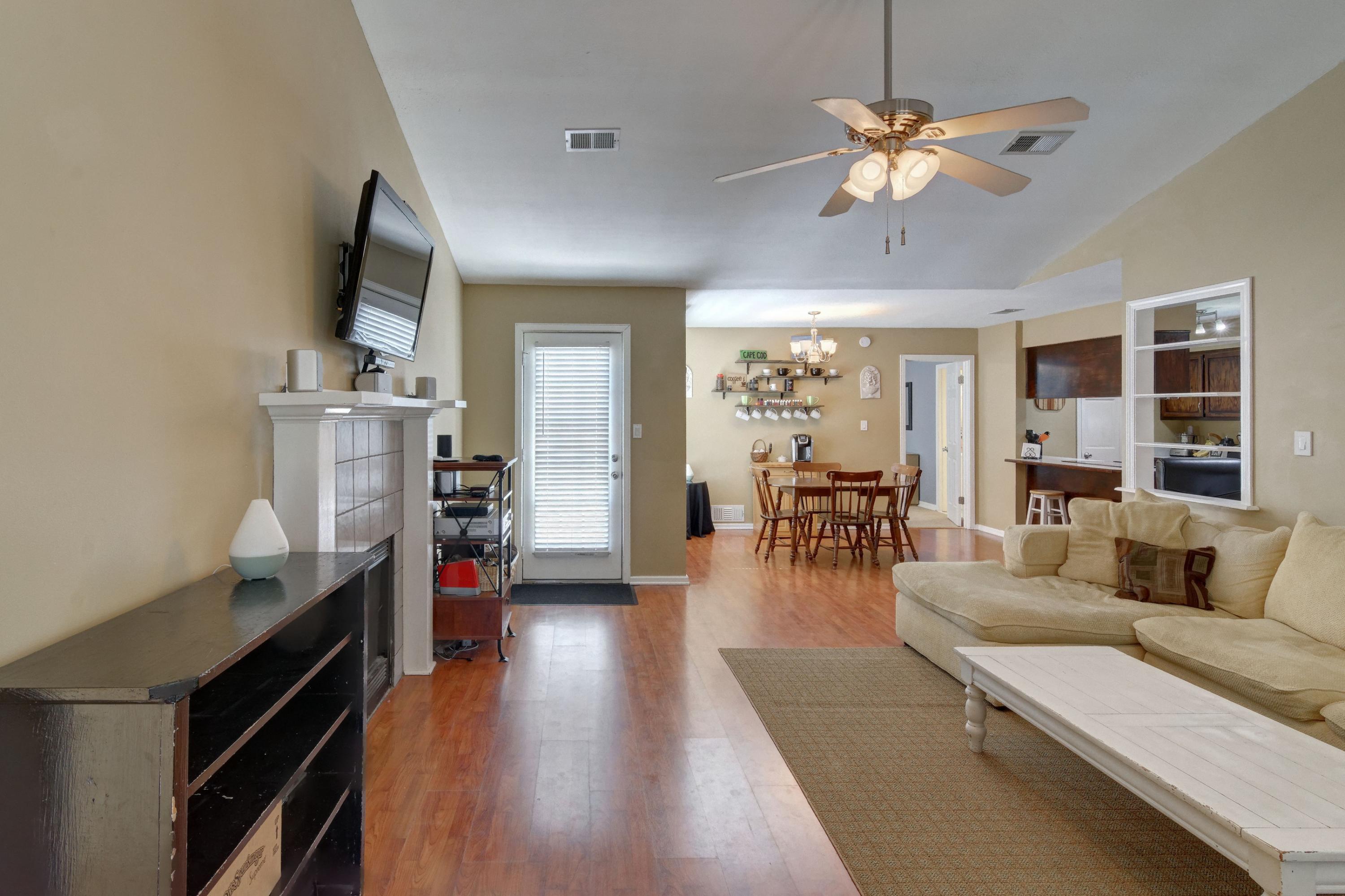 WILLOW RIDGE - Residential