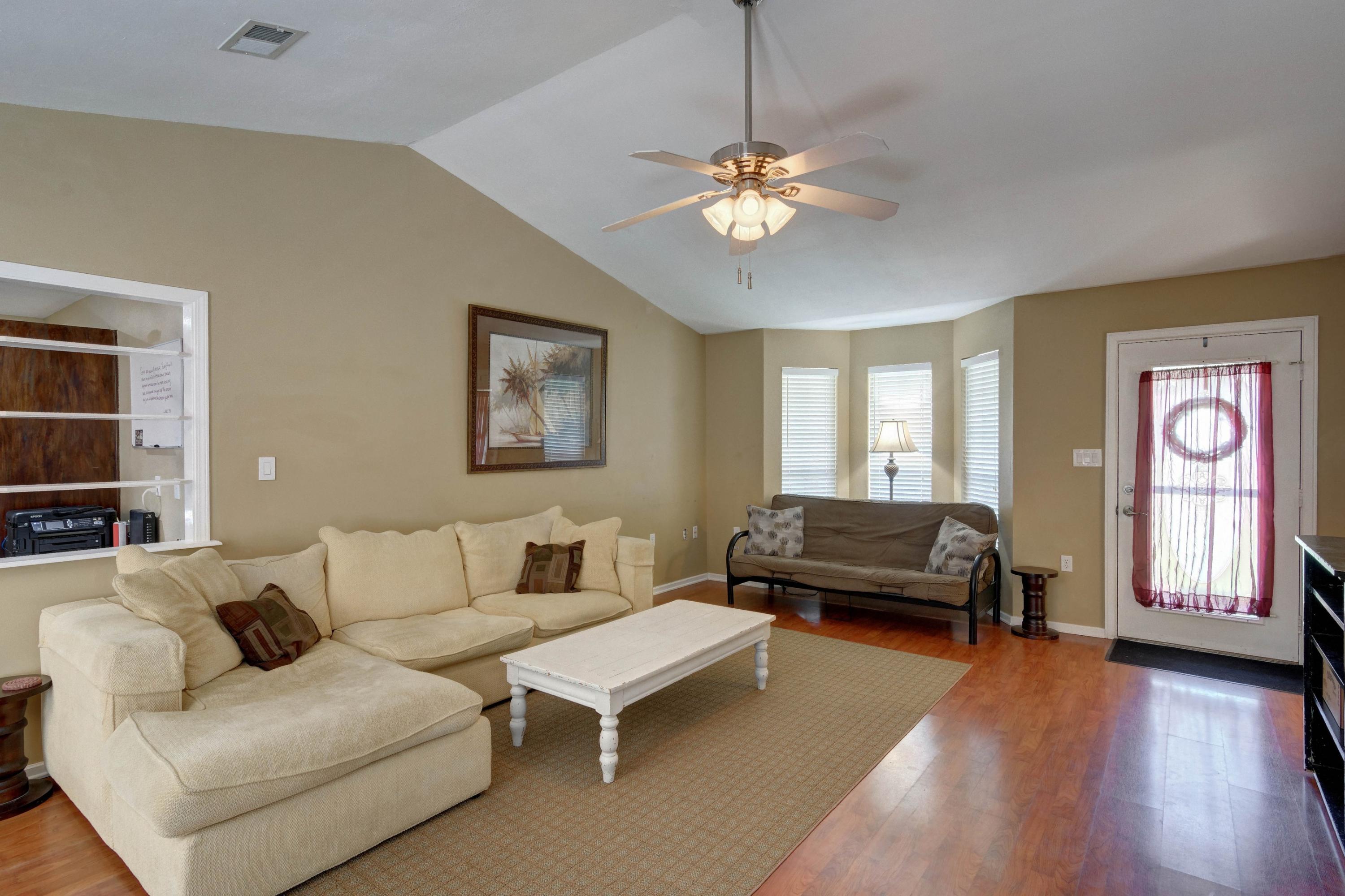 WILLOW RIDGE - Residential