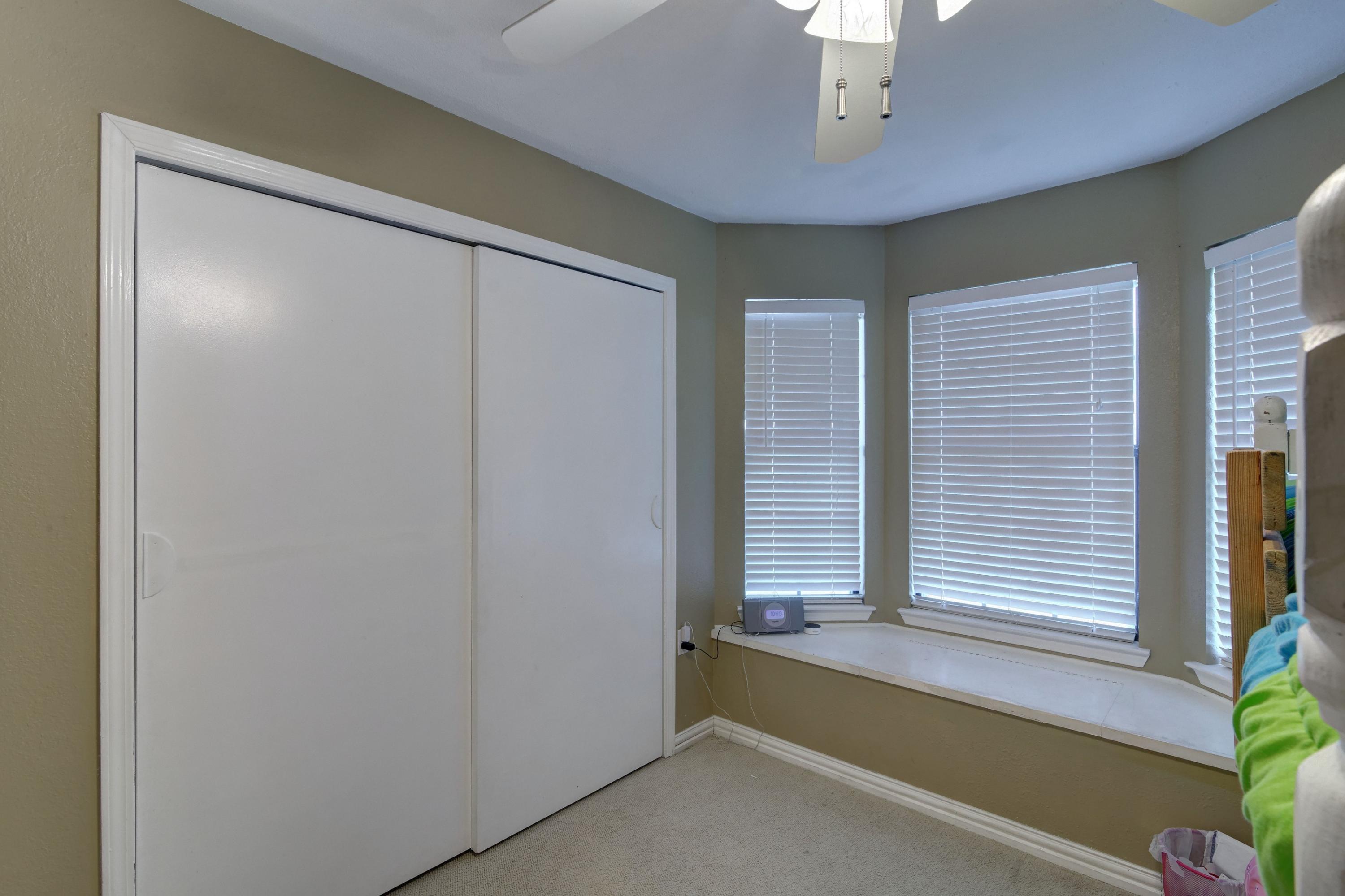 WILLOW RIDGE - Residential