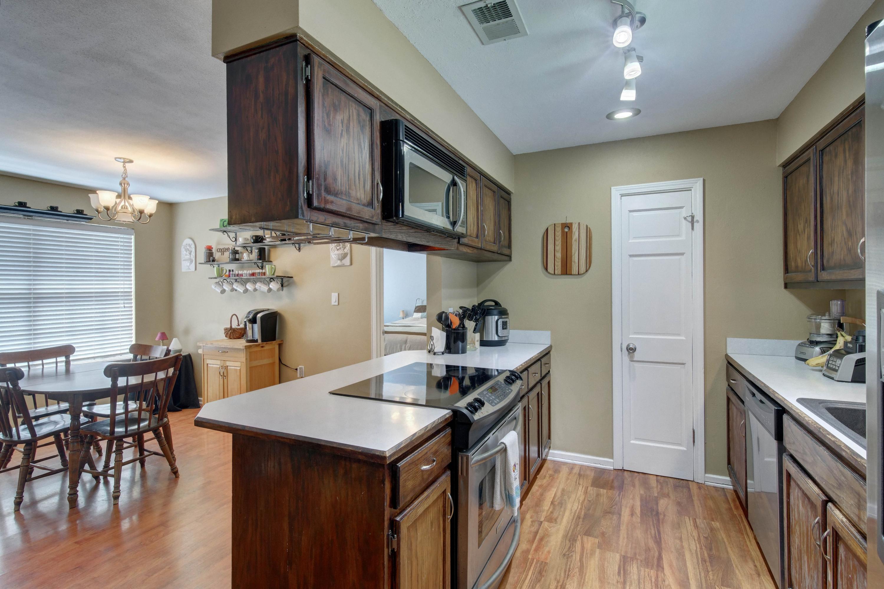 WILLOW RIDGE - Residential