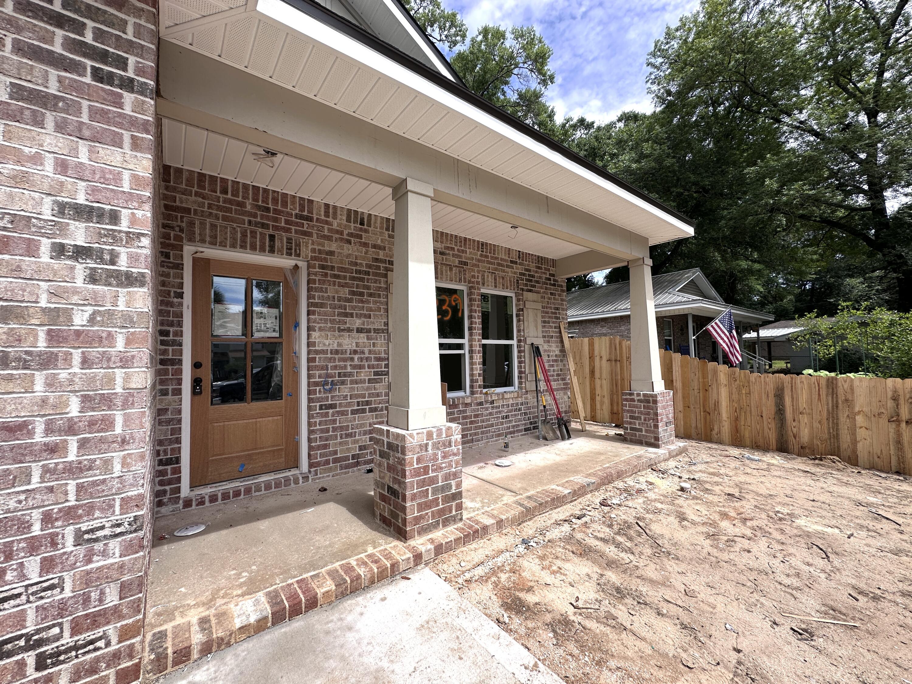 BENTON S/D - Residential