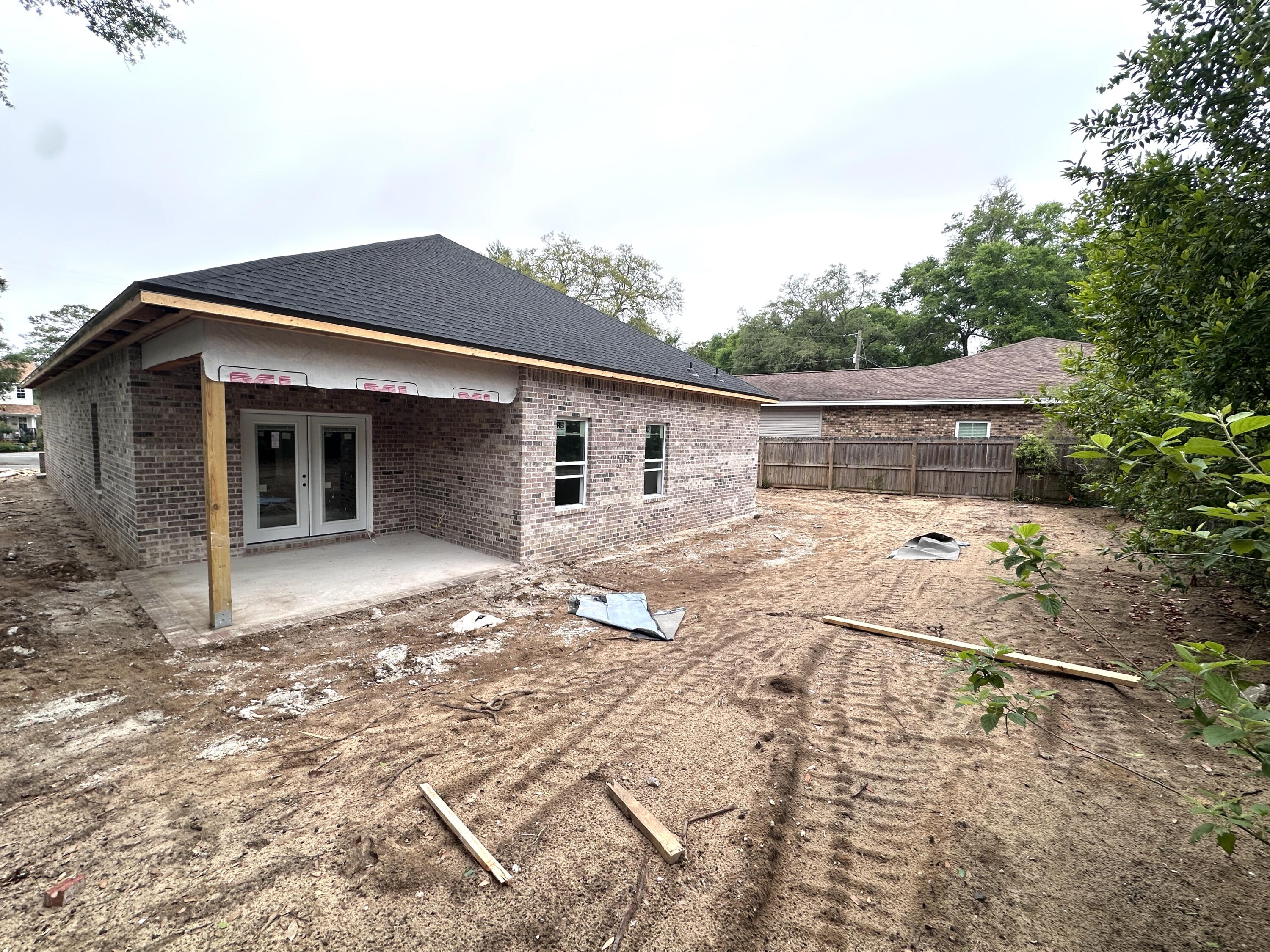 BENTON S/D - Residential