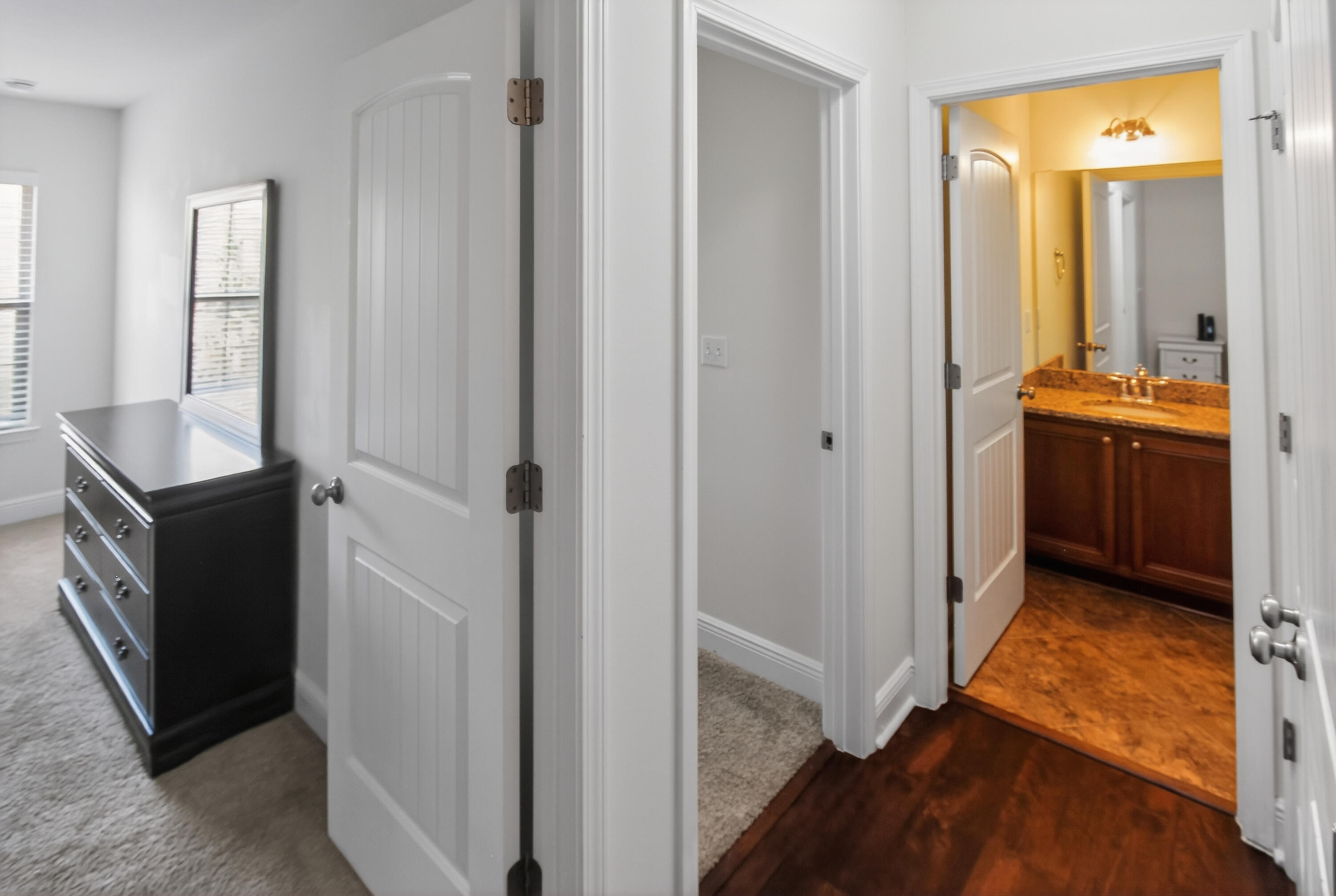RESERVE POINTE - Residential Lease