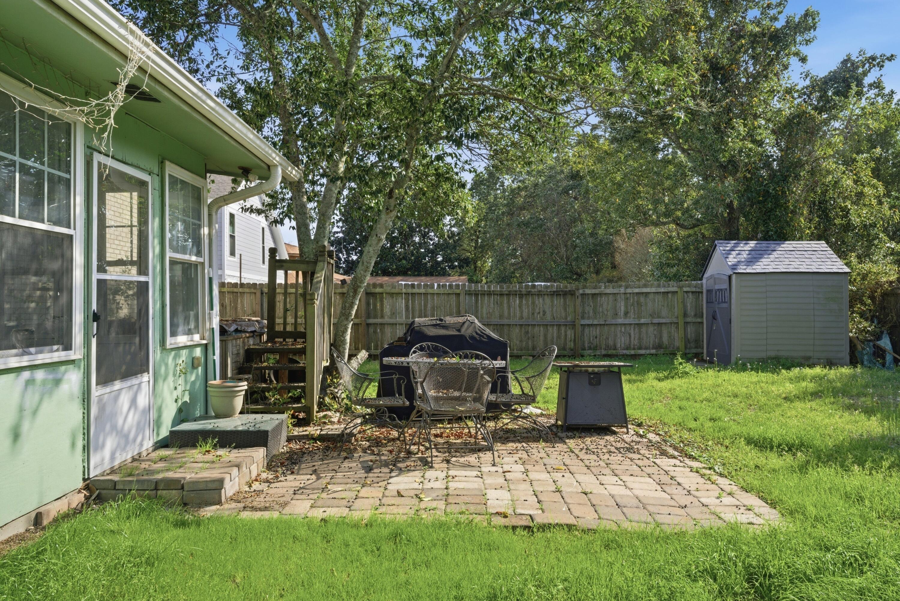 SANTA ROSA SHORES - Residential