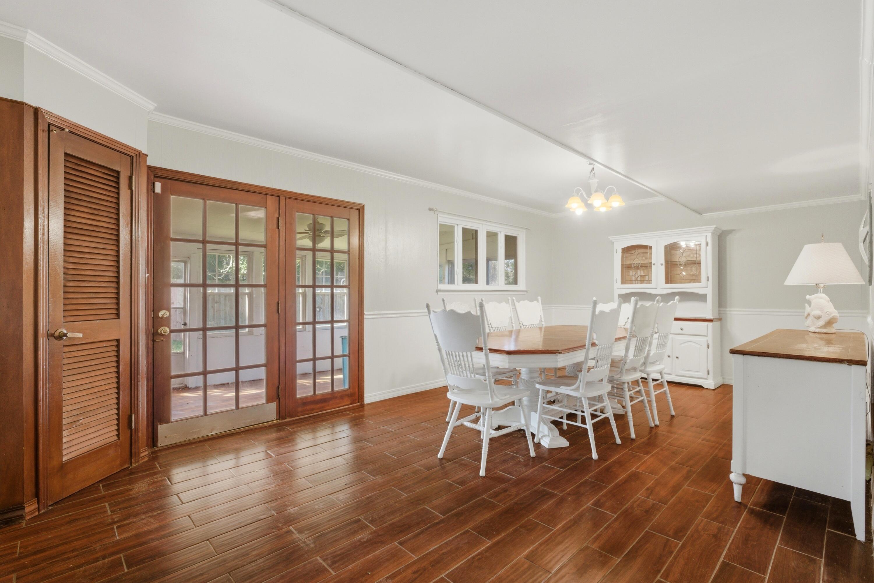 SANTA ROSA SHORES - Residential