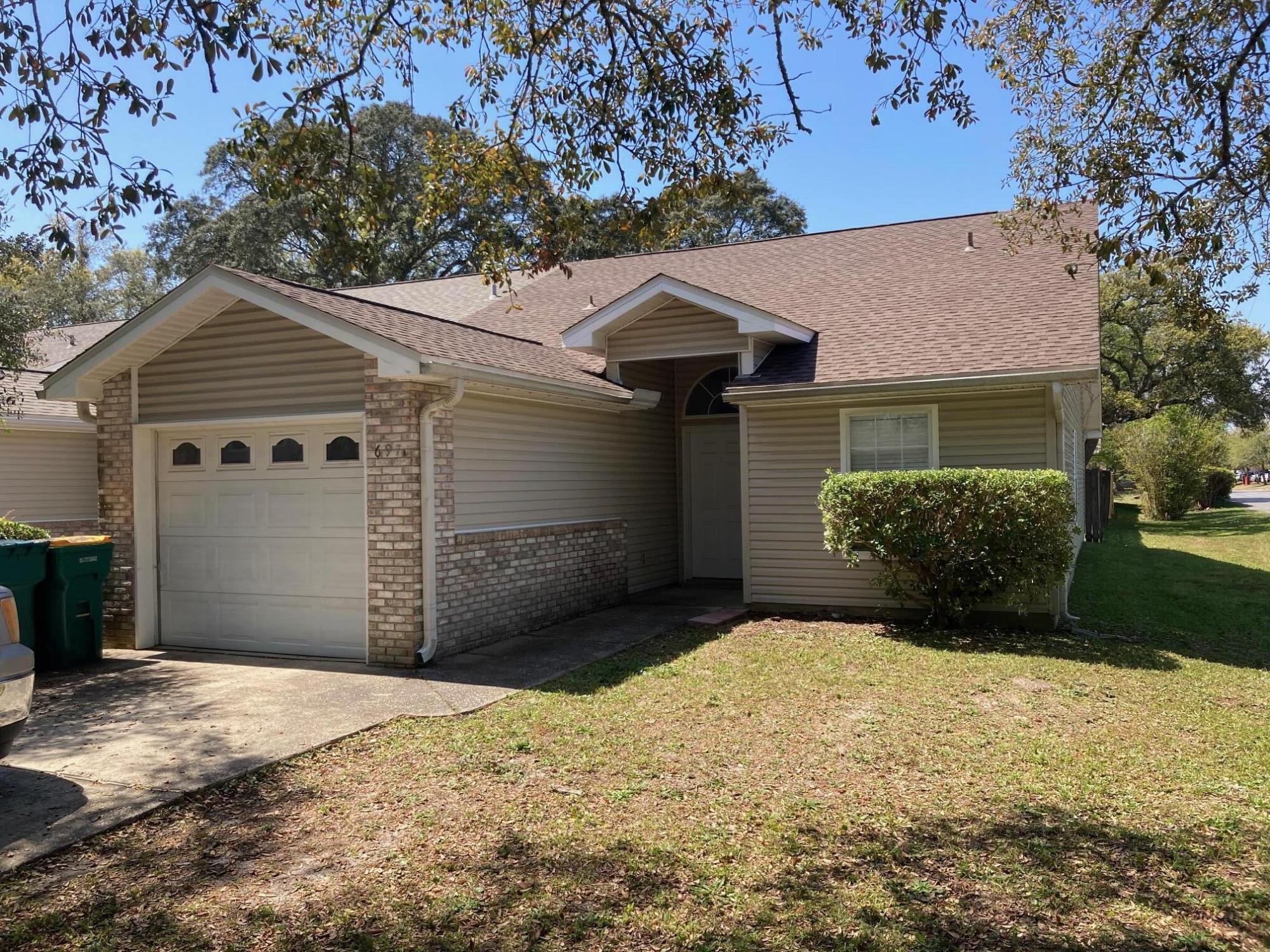 SHANYN TAYLOR OAKS - Residential