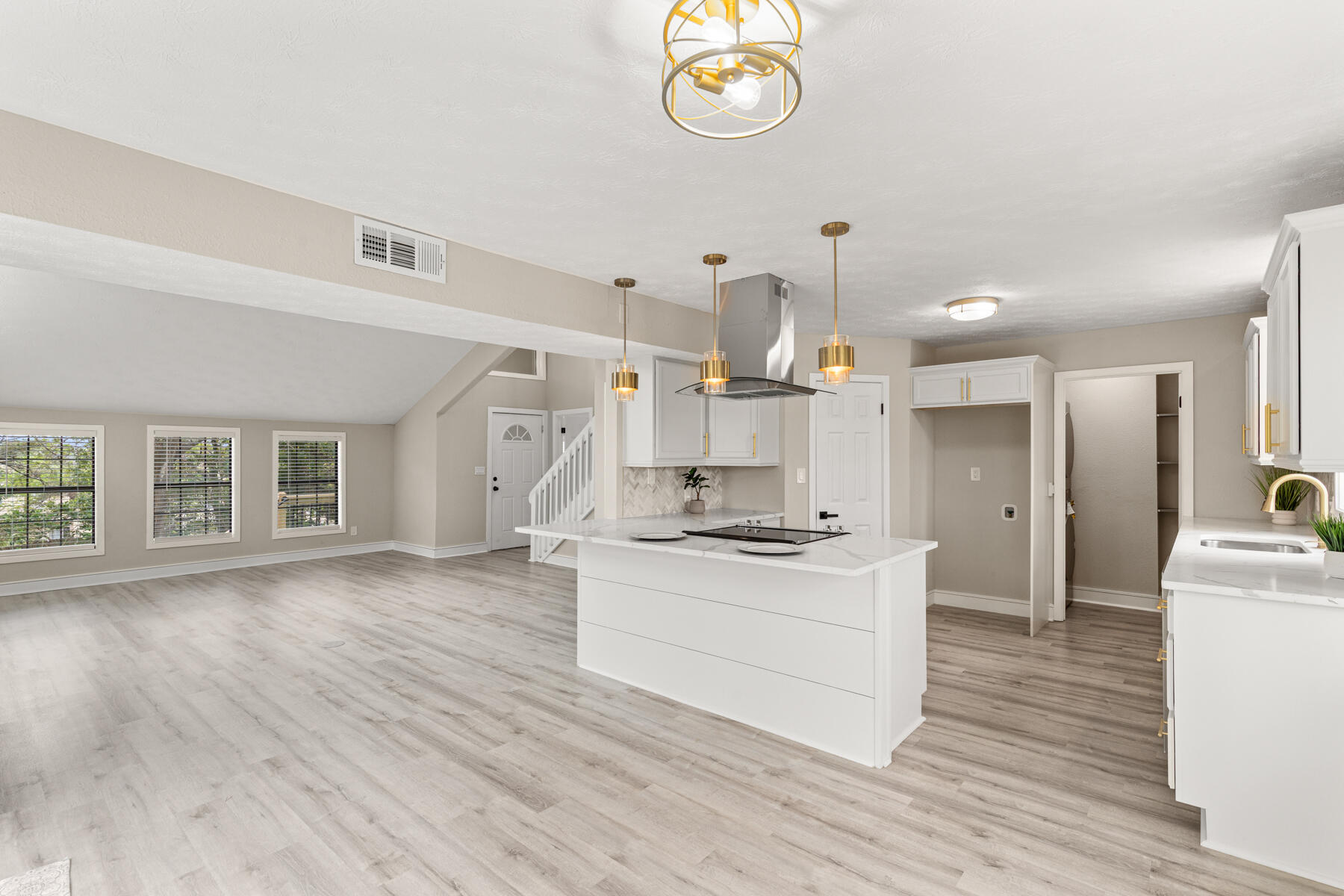 BEACONVIEW - Residential