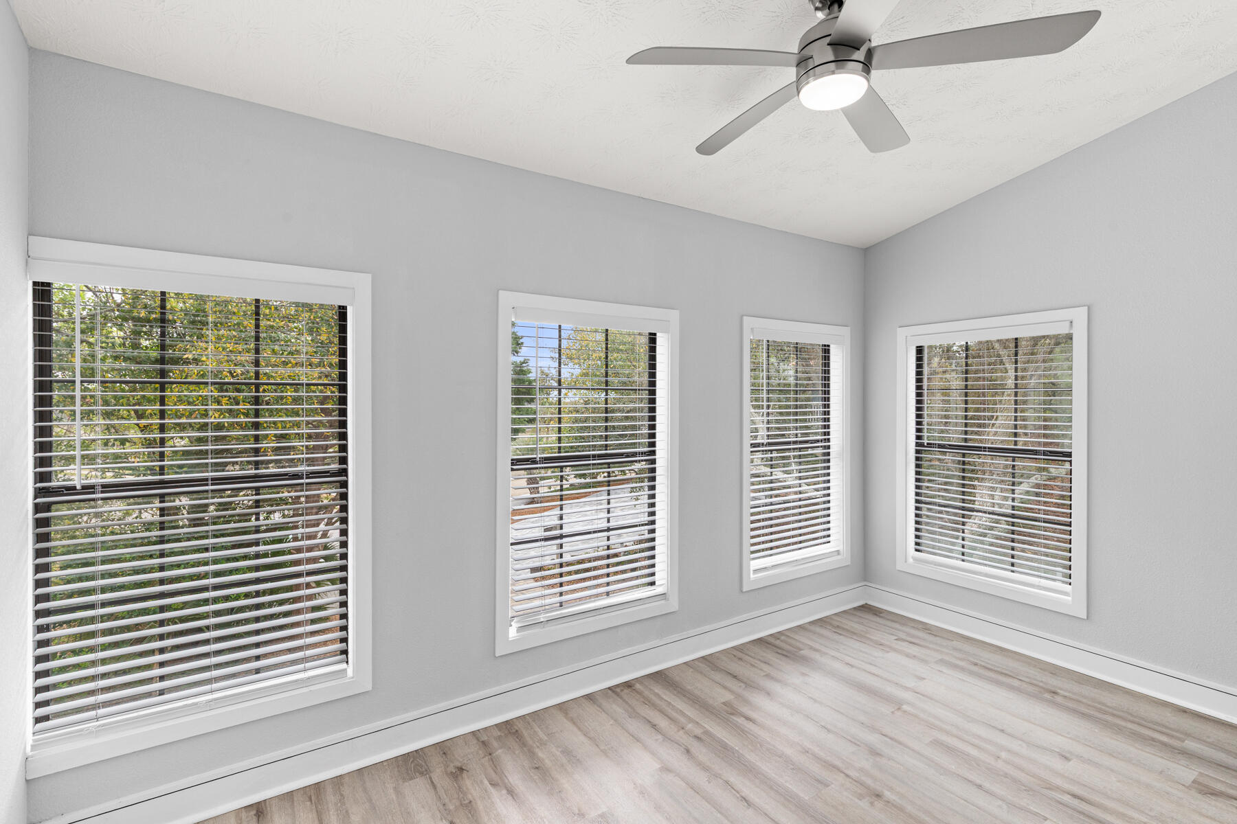 BEACONVIEW - Residential