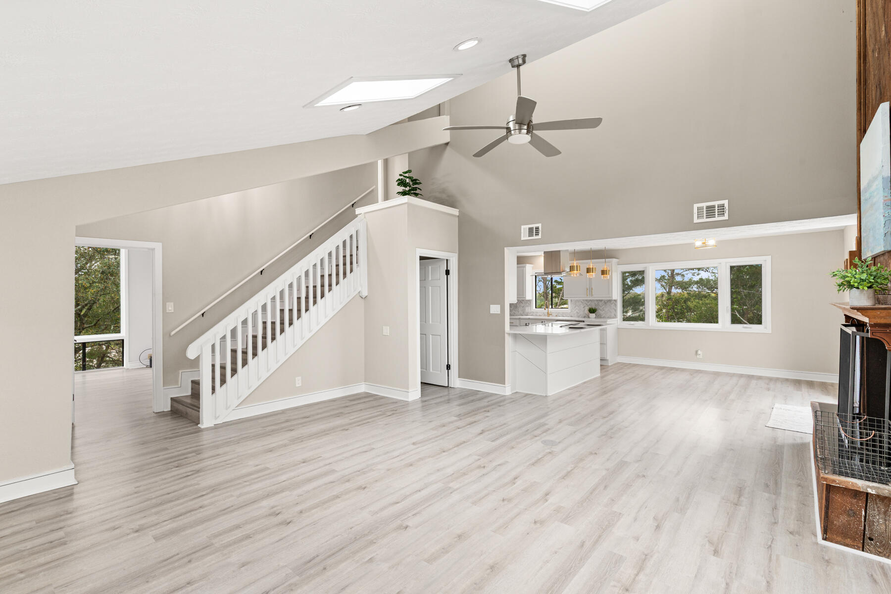 BEACONVIEW - Residential