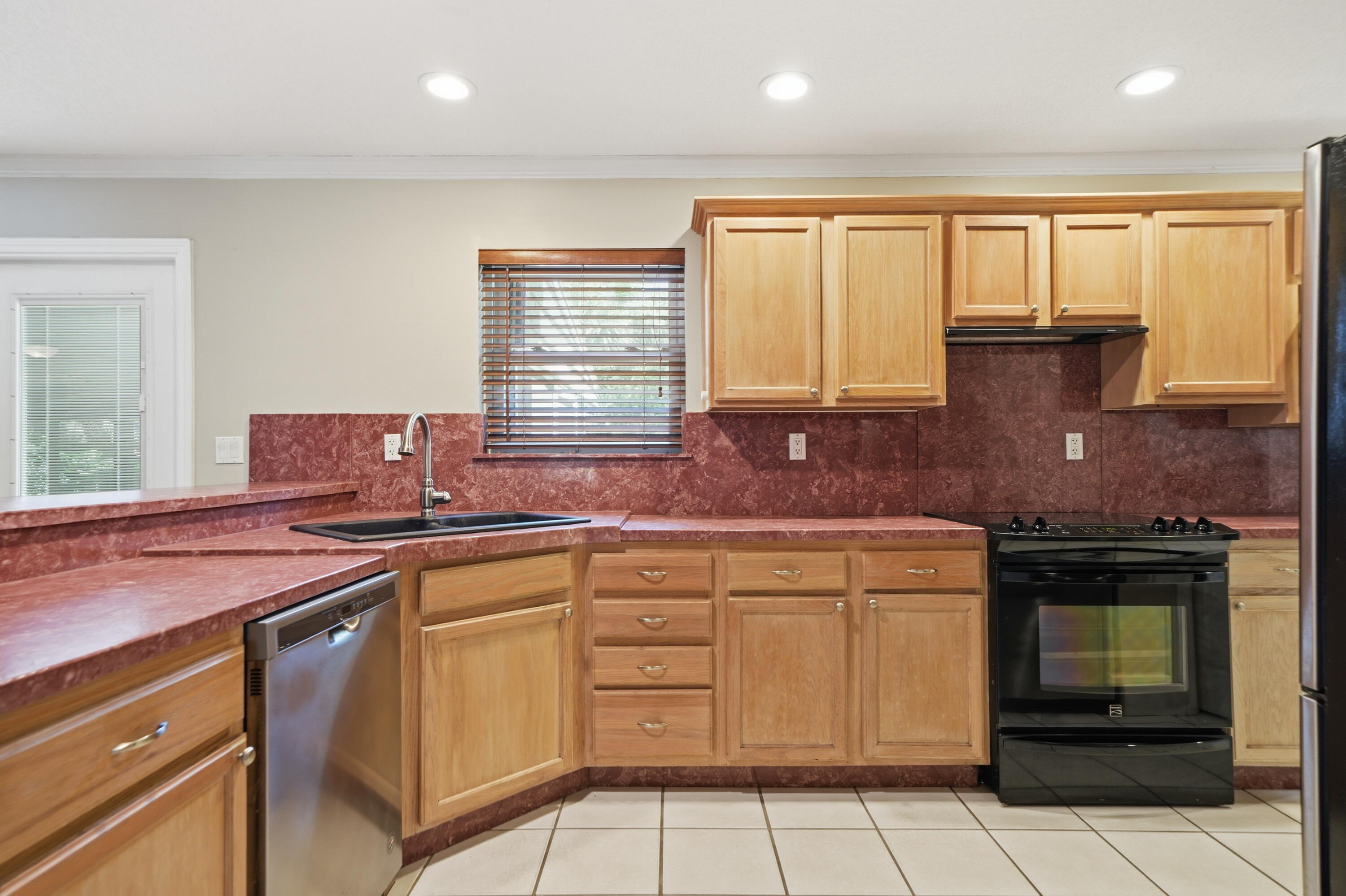 VESTA HEIGHTS - Residential