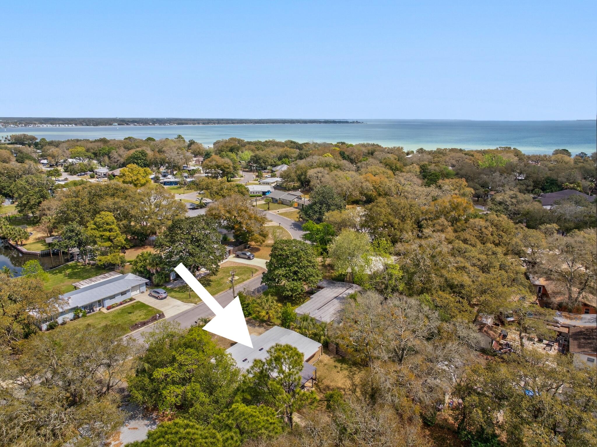 ELLIOTTS POINT 7TH ADDN - Residential