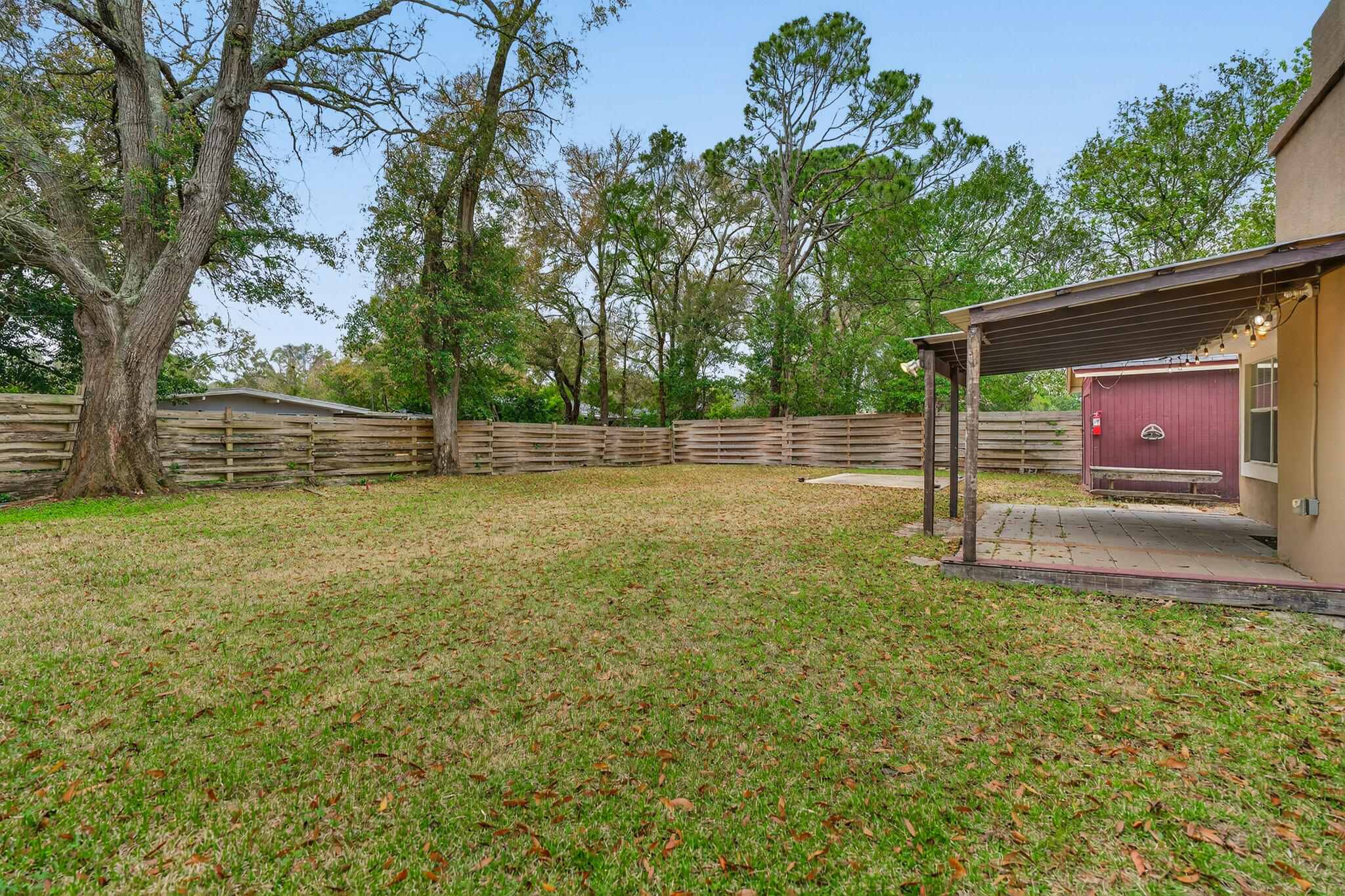 ELLIOTTS POINT 7TH ADDN - Residential