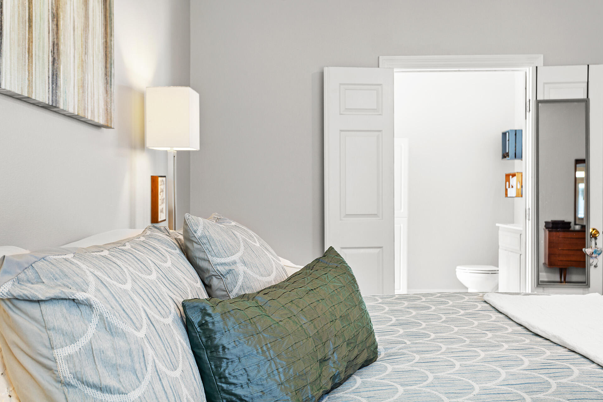 ESCADA - Residential