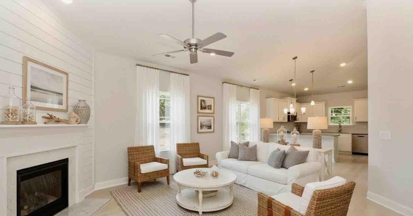 THE BLUFFS AT LAFAYETTE - Residential