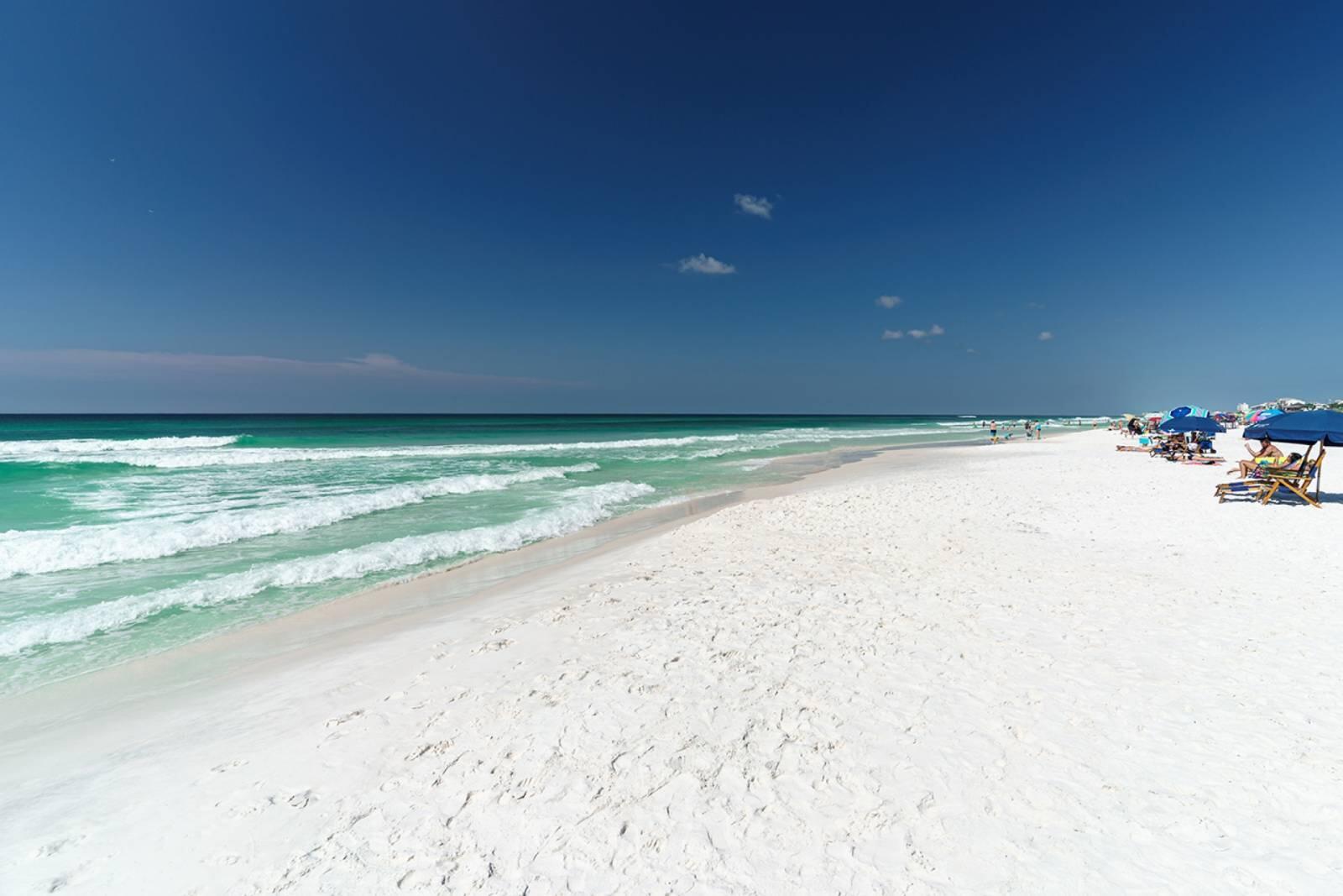 MIRAMAR BEACH VILLAS - Residential