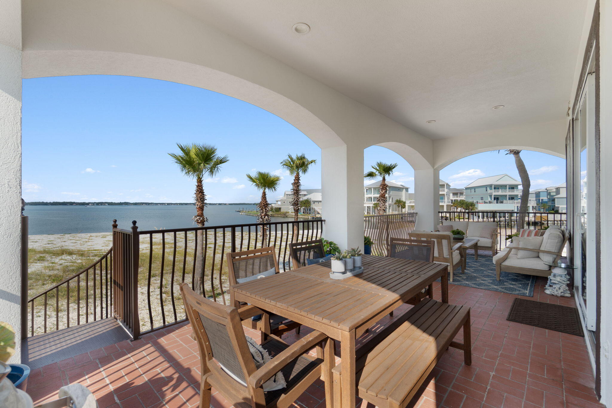 SAILMAKER COVE - Residential