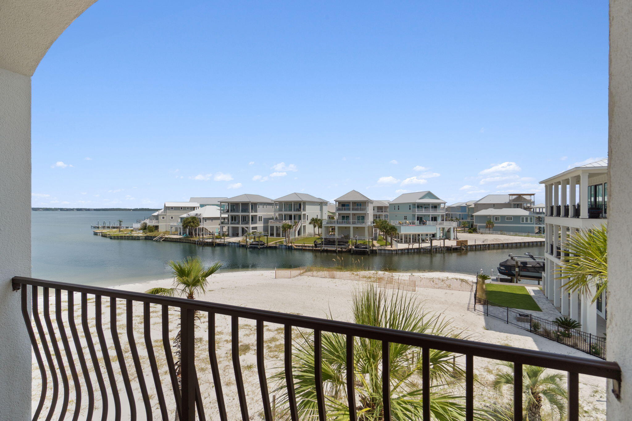 SAILMAKER COVE - Residential
