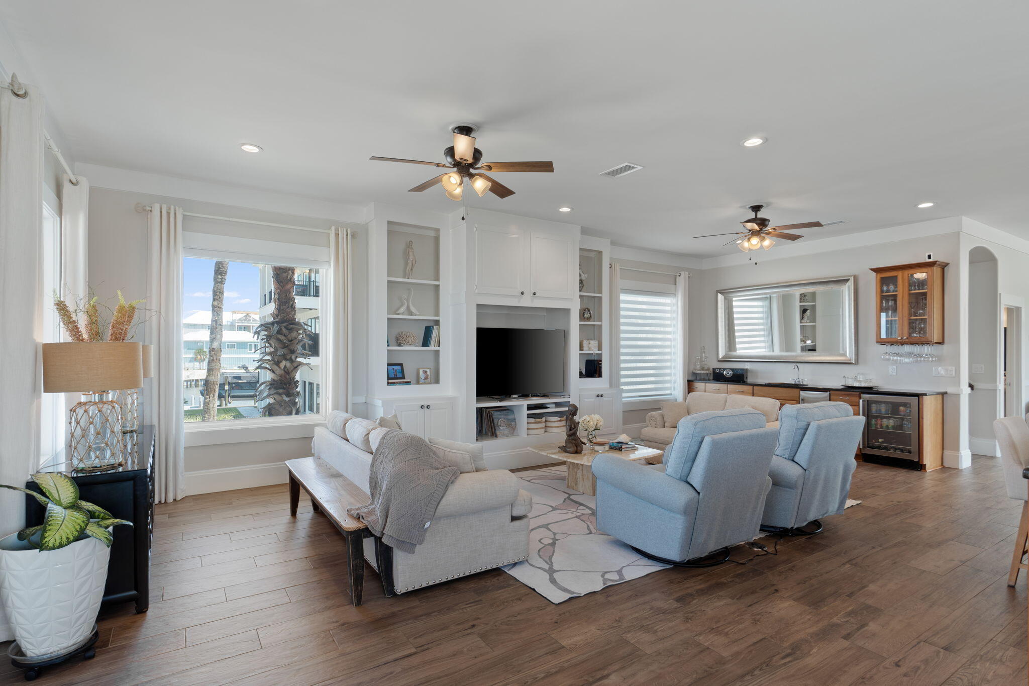 SAILMAKER COVE - Residential