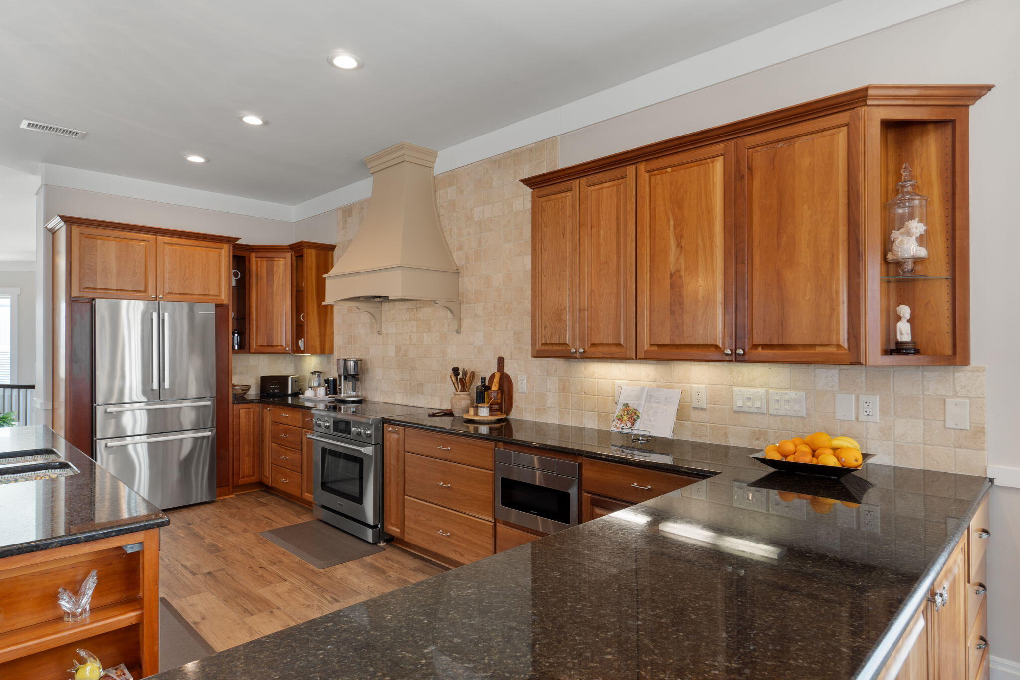 SAILMAKER COVE - Residential